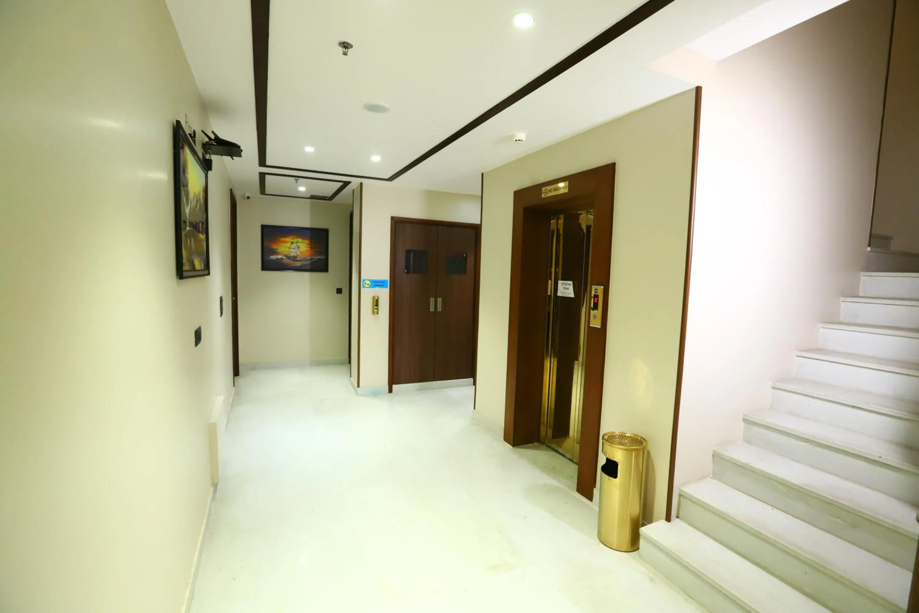 Lobby or reception in Sanca International Hotel in Patel Nagar Delhi
