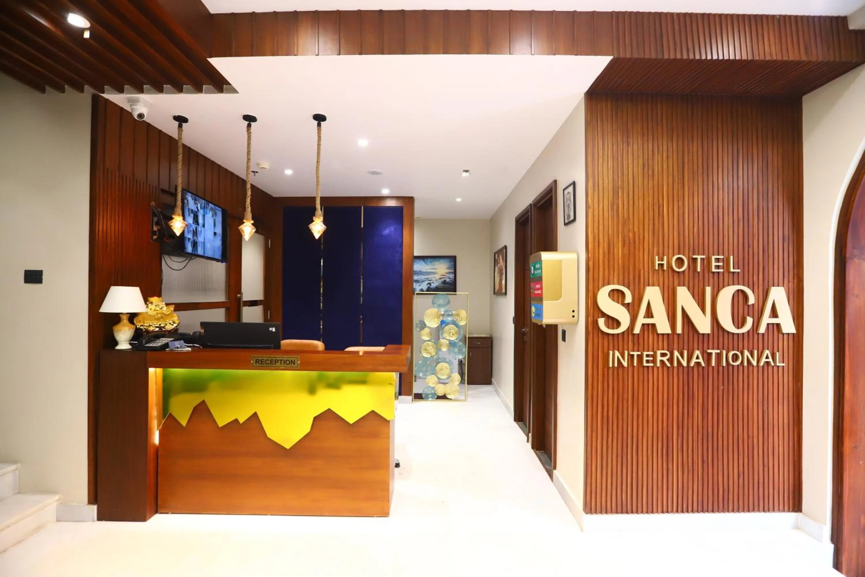 Lobby or reception in Sanca International Hotel in Patel Nagar Delhi
