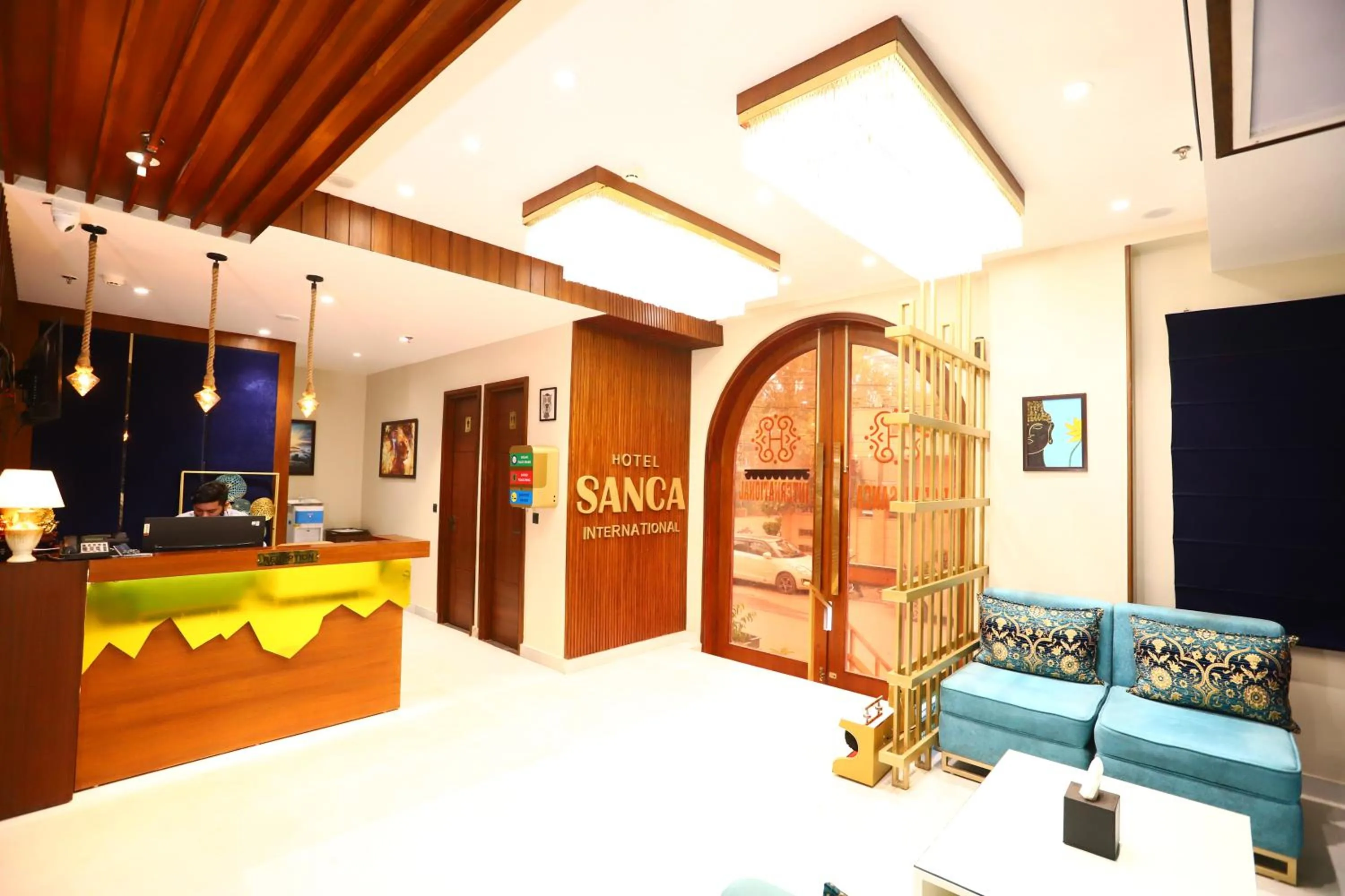 Lobby or reception in Sanca International Hotel in Patel Nagar Delhi
