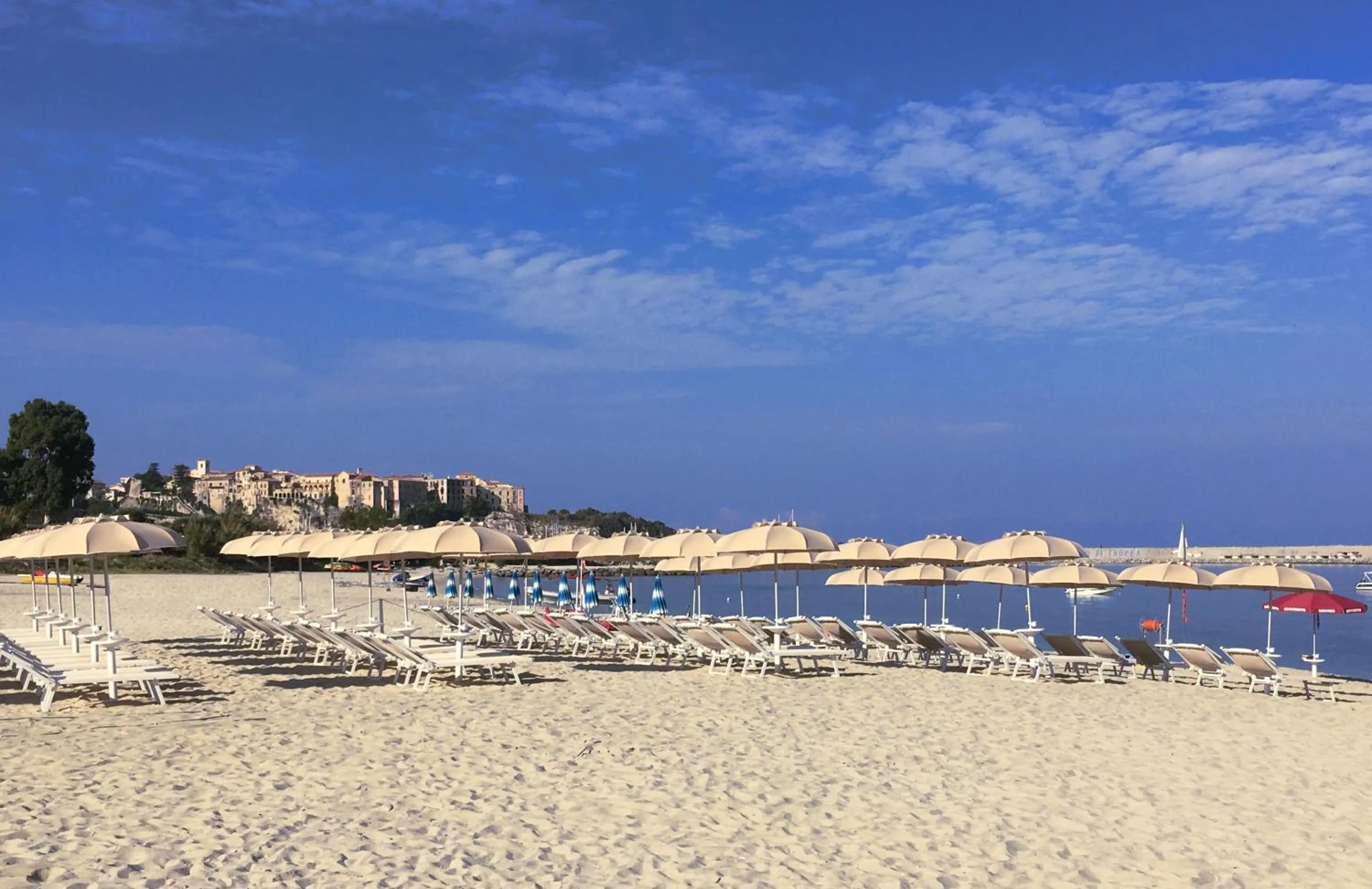 Beach in Hotel Tirreno