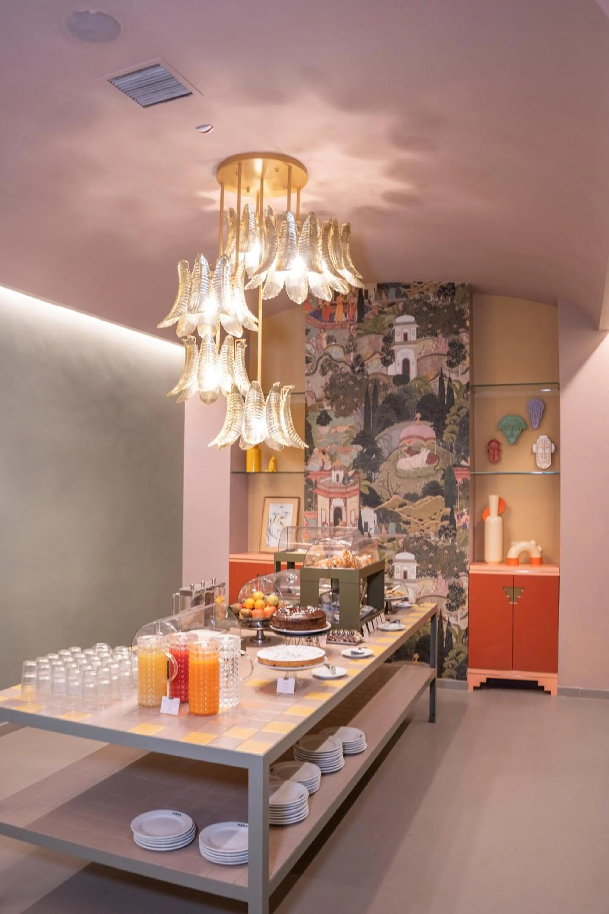 Breakfast in Hotel Milani