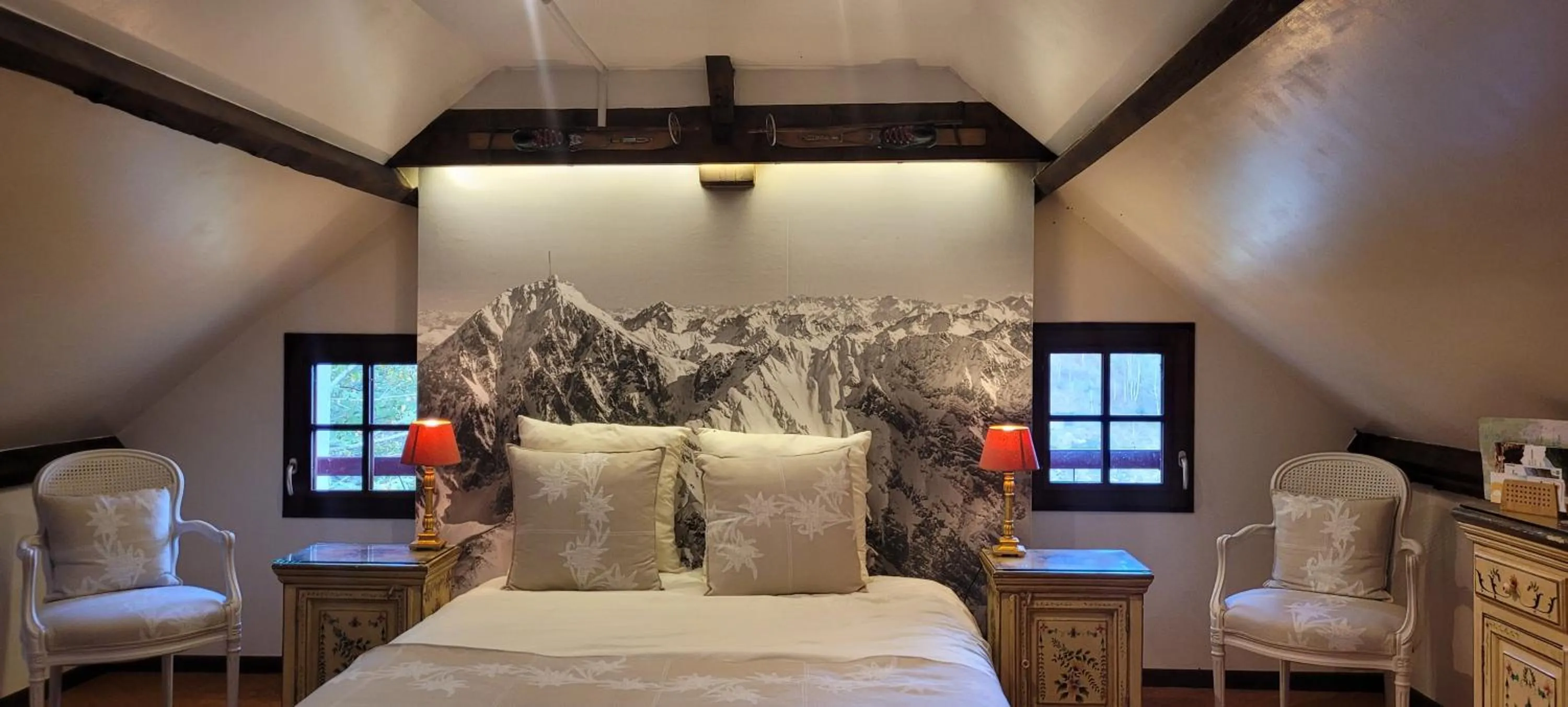 Bedroom, Bed in Les Ruisseaux