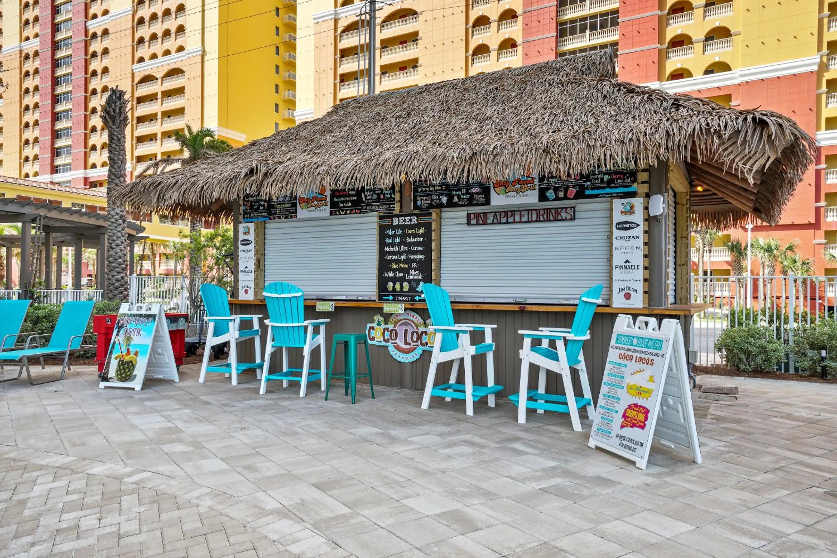 Lounge or bar in Calypso Resort Tower 3 by Panhandle Getaways