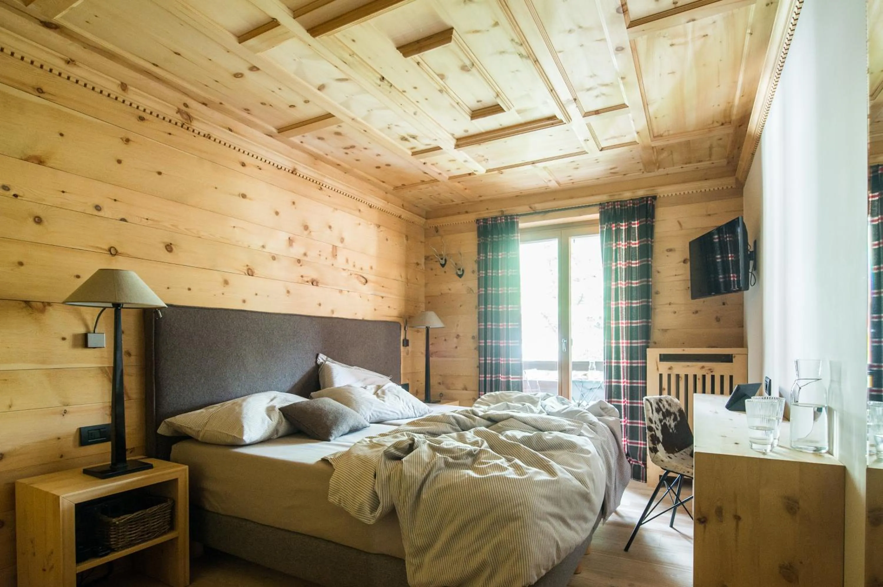 Bedroom, Bed in La Genzianella Bormio