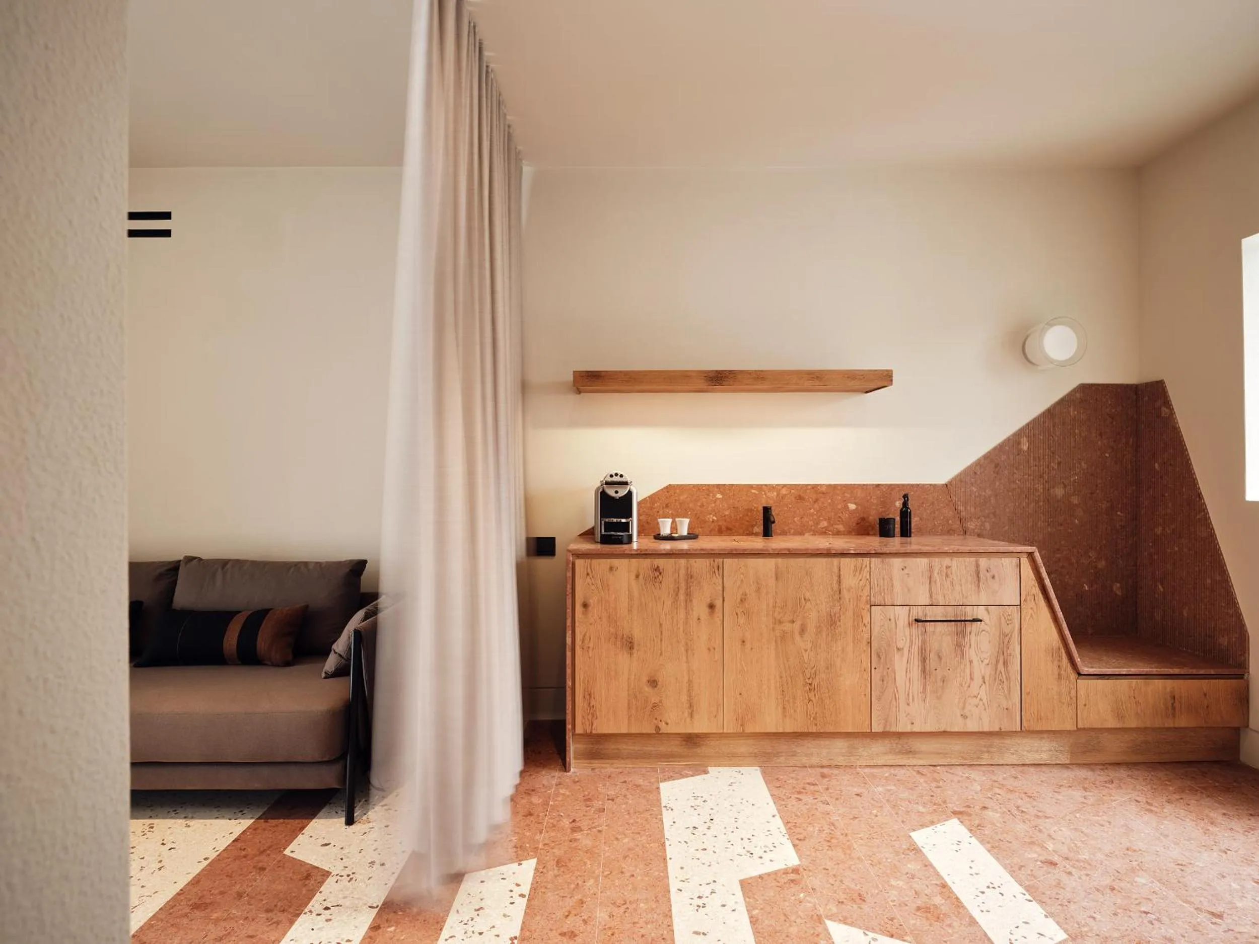 Coffee/tea facilities in Noūs Santorini