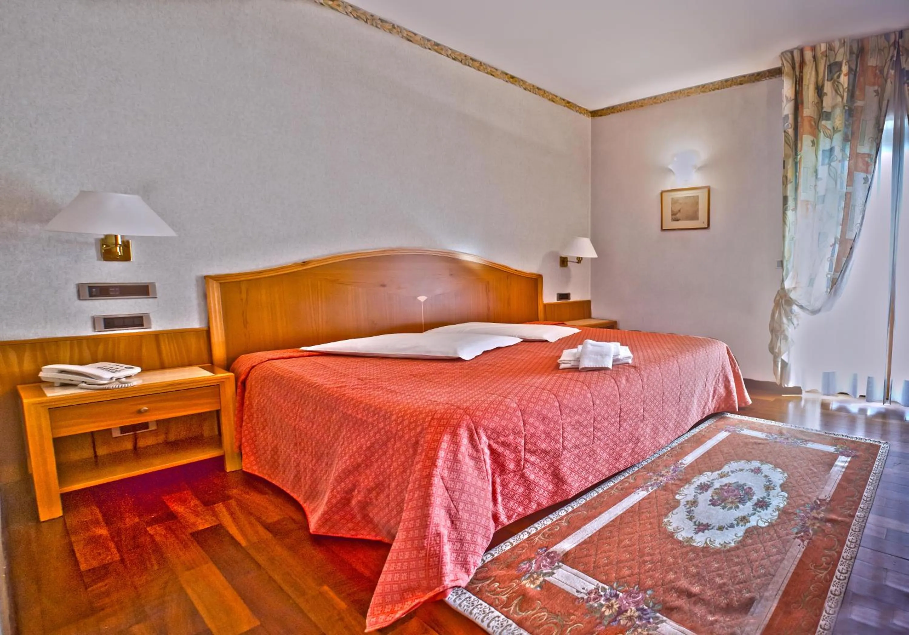 Bed in Hotel Lory & Ristorante Ferraro