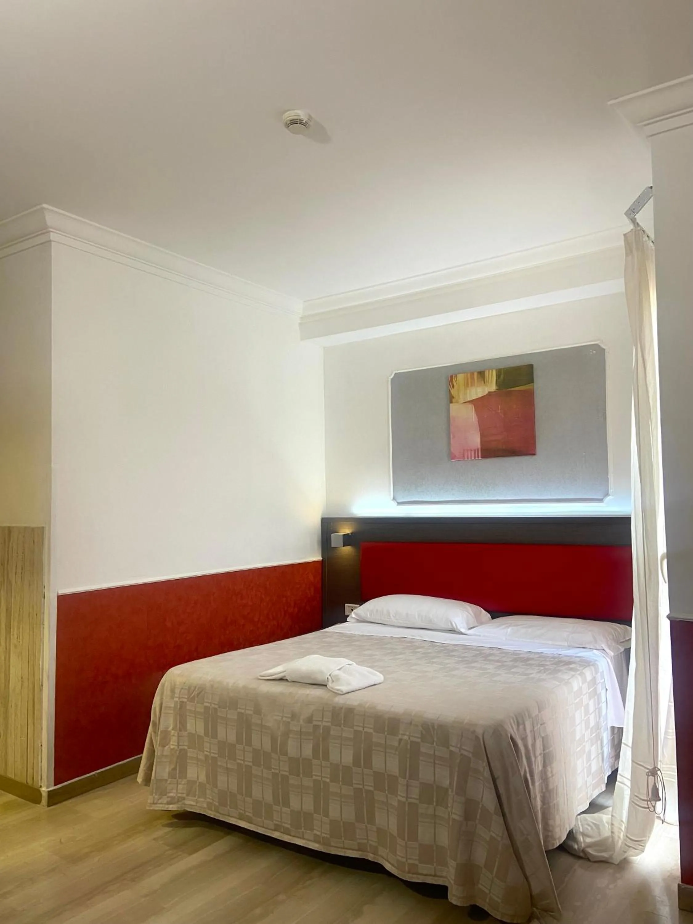 Bed in Hotel Center 2