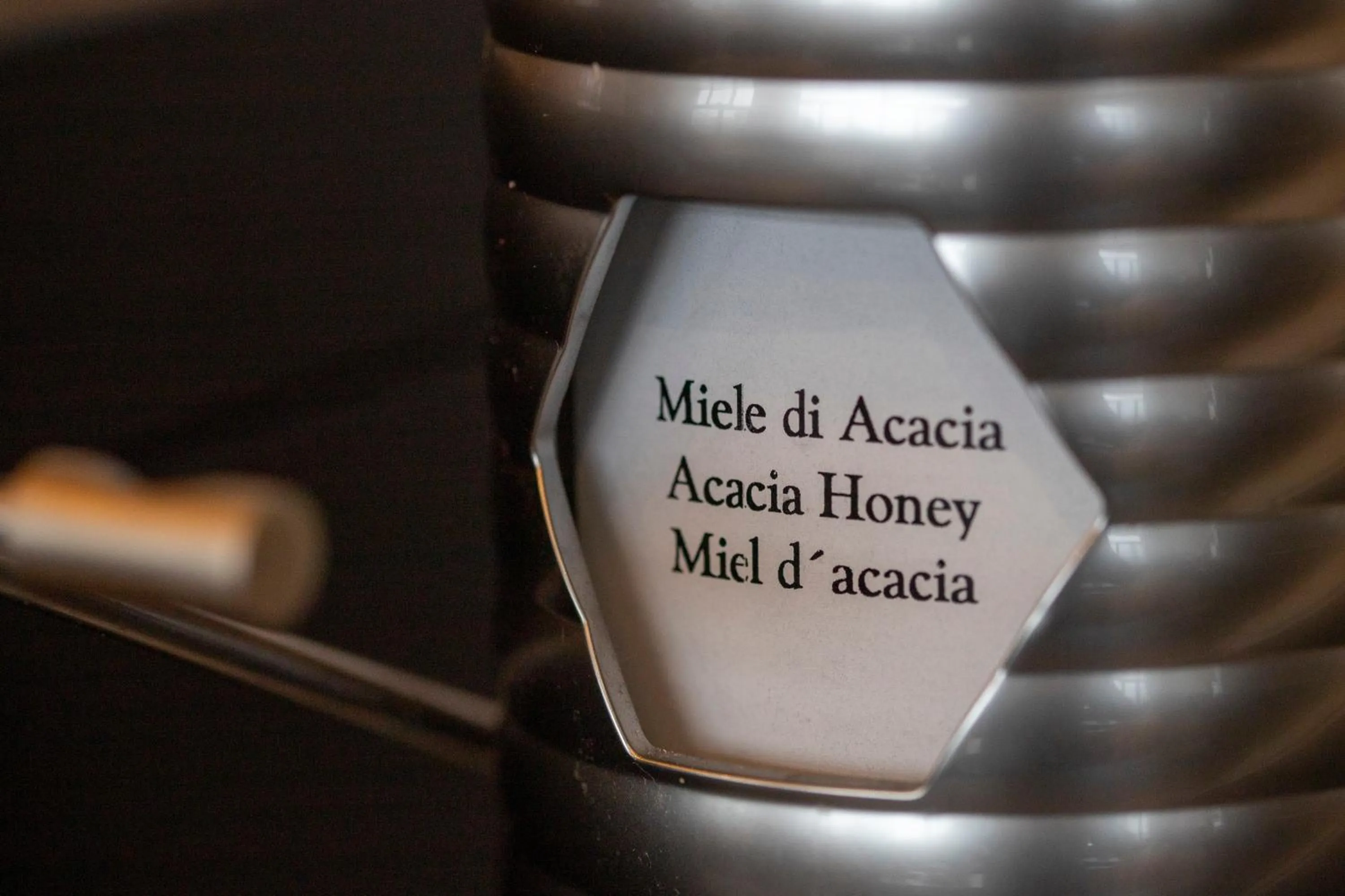 Food and drinks in Tiby Hotel