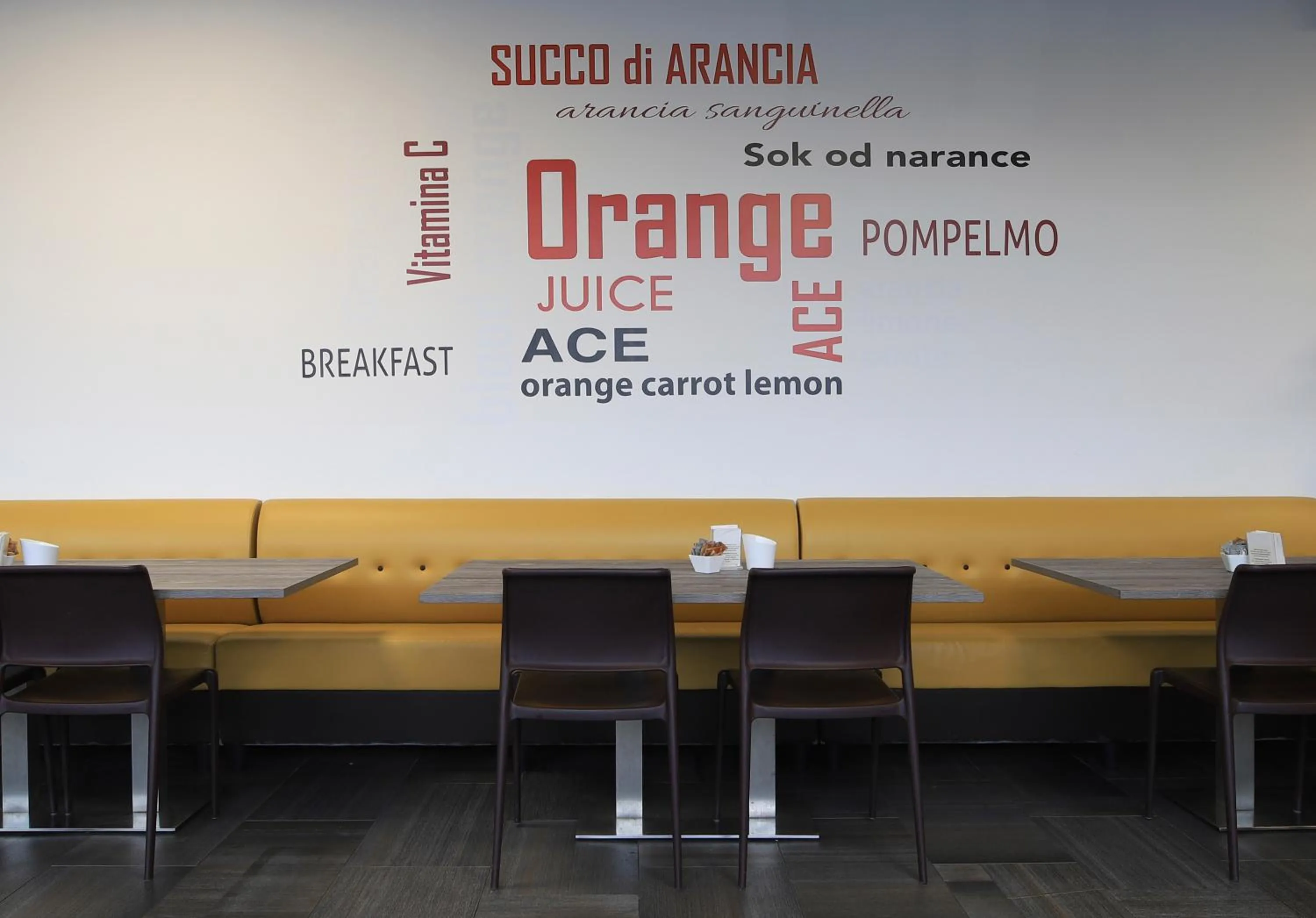 Lounge or bar in Tiby Hotel