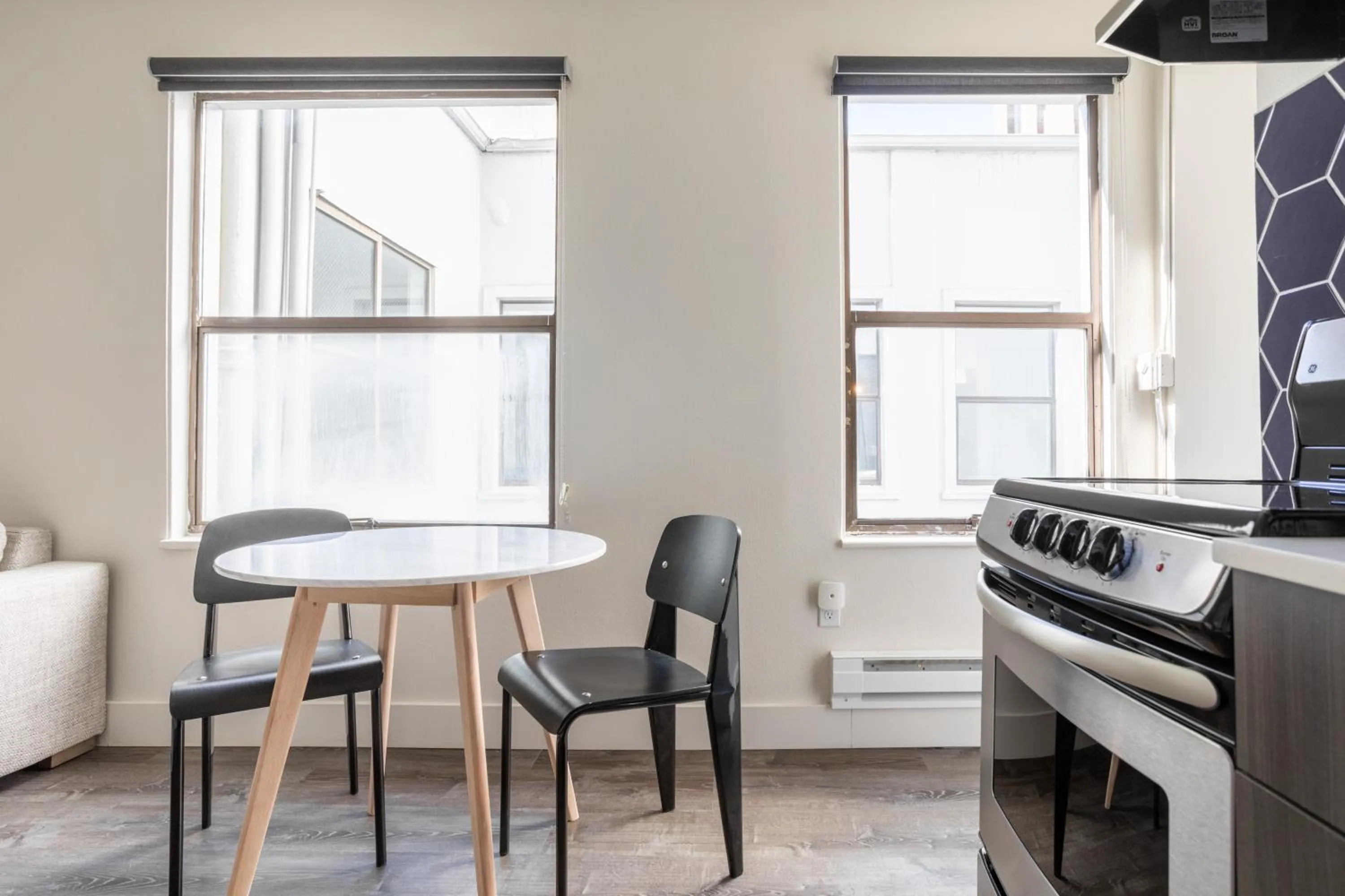 Dining area in Reside Seattle Downtown, a Wyndham Residence