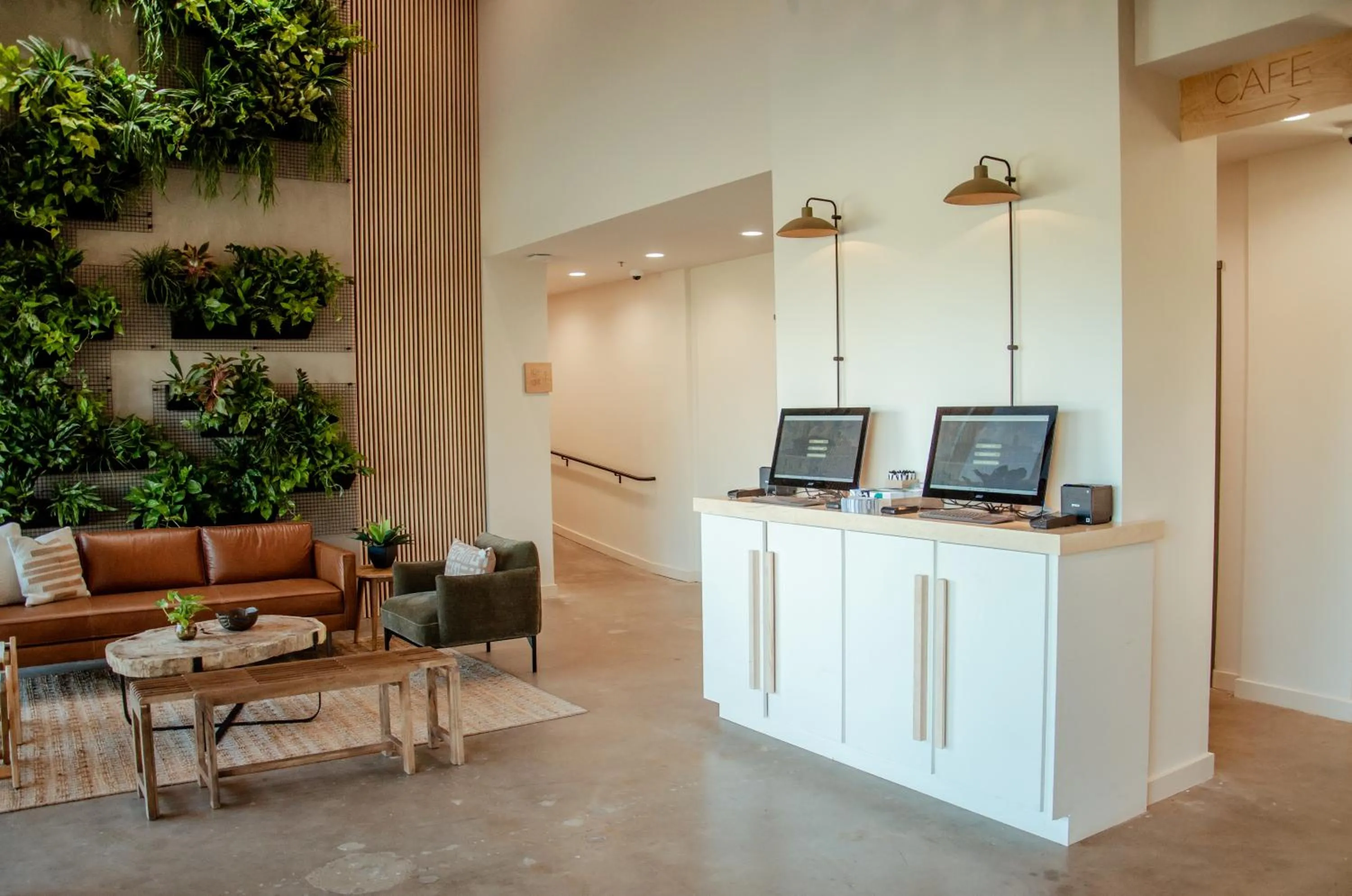 Lobby or reception in Brut Hotel