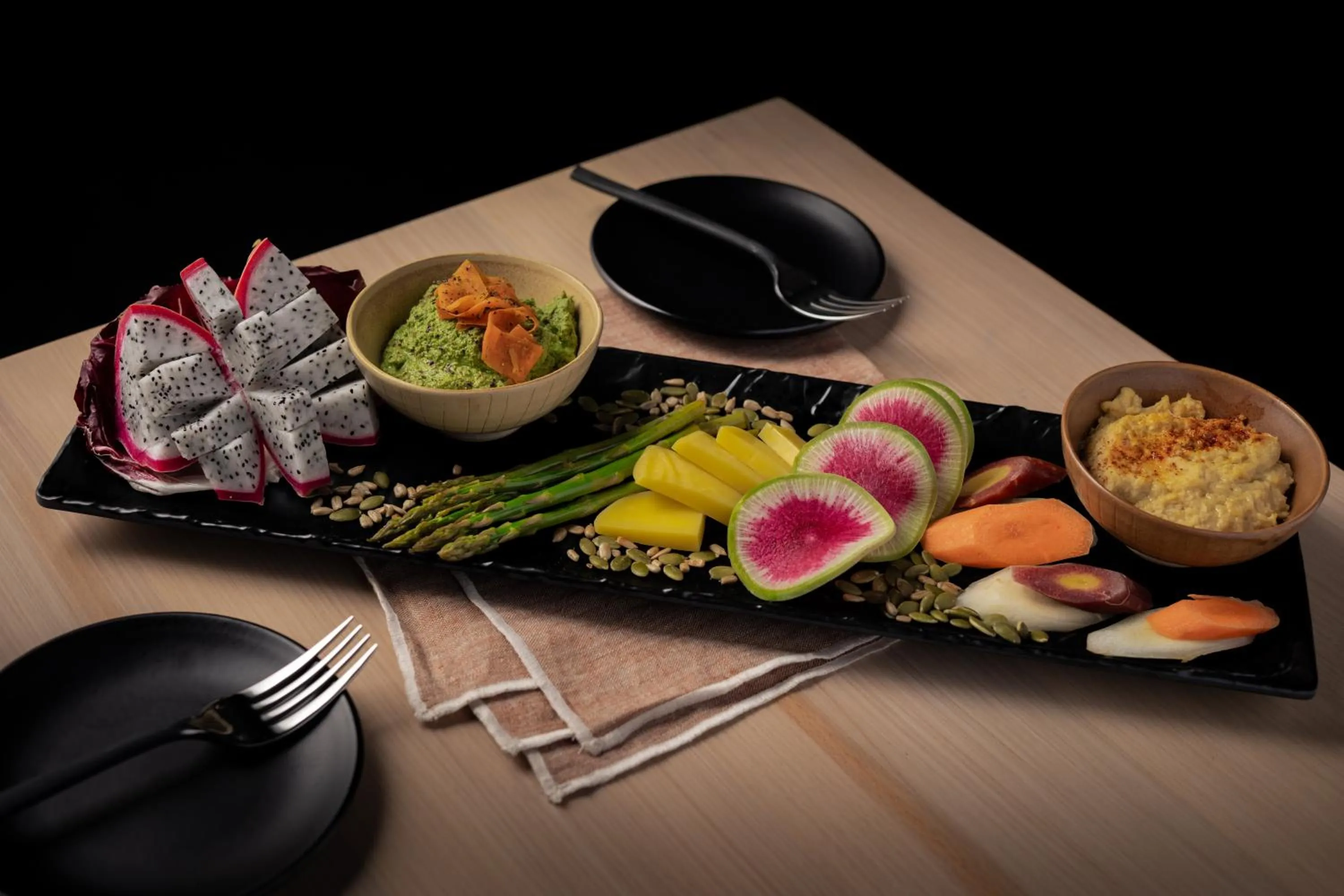 Restaurant/places to eat in Brut Hotel