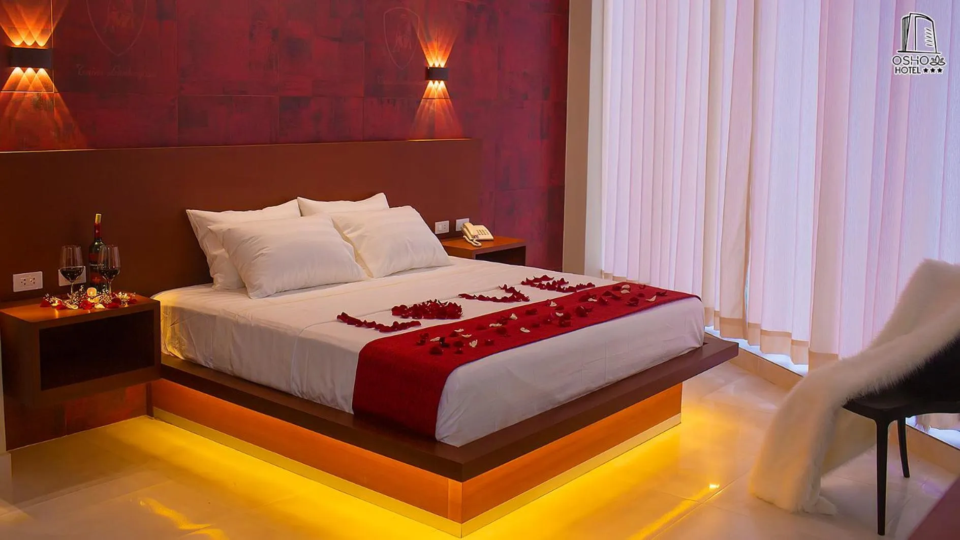 Photo of the whole room, Bed in HOTEL OSHO