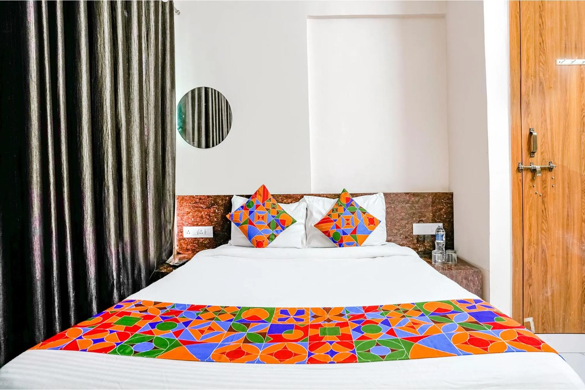 Bed in Via Wakad Villa - Nr Amar Business Zone