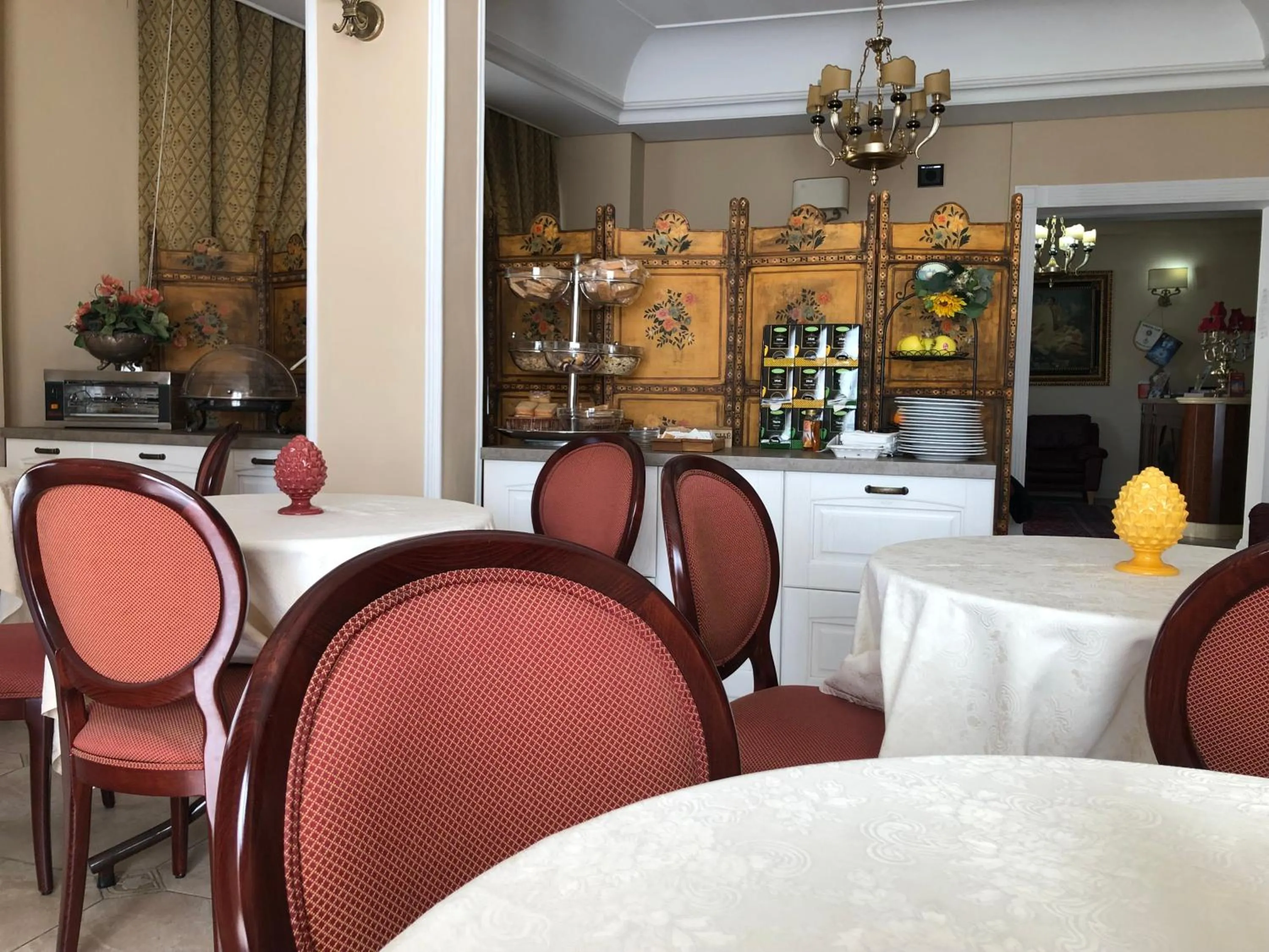 Breakfast in D'Angelo Palace Hotel