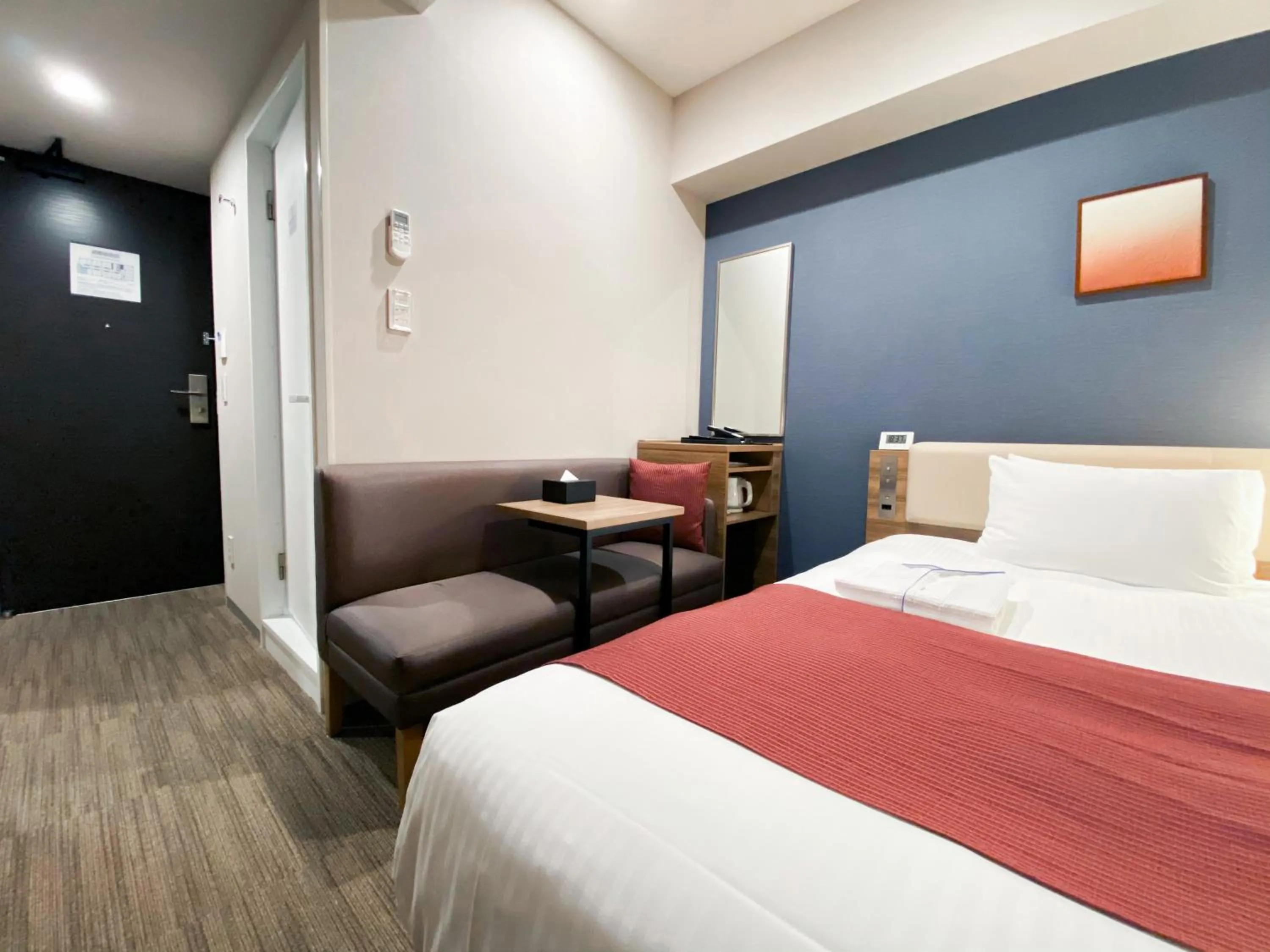 Photo of the whole room in KEIKYU EX INN Higashi-Ginza