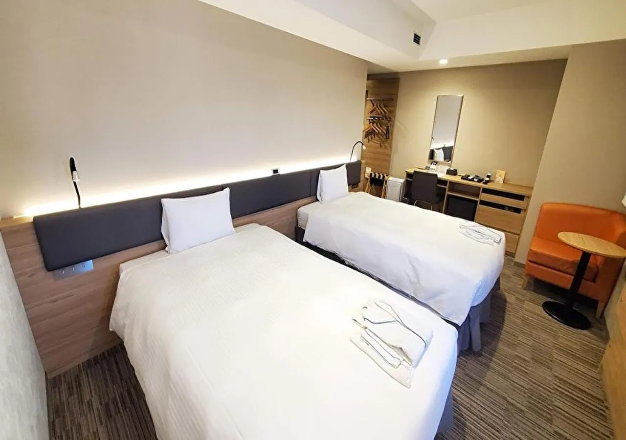 Bed in KEIKYU EX INN HANEDA 3 minutes walk from A2 Exit of Tenkubashi Station