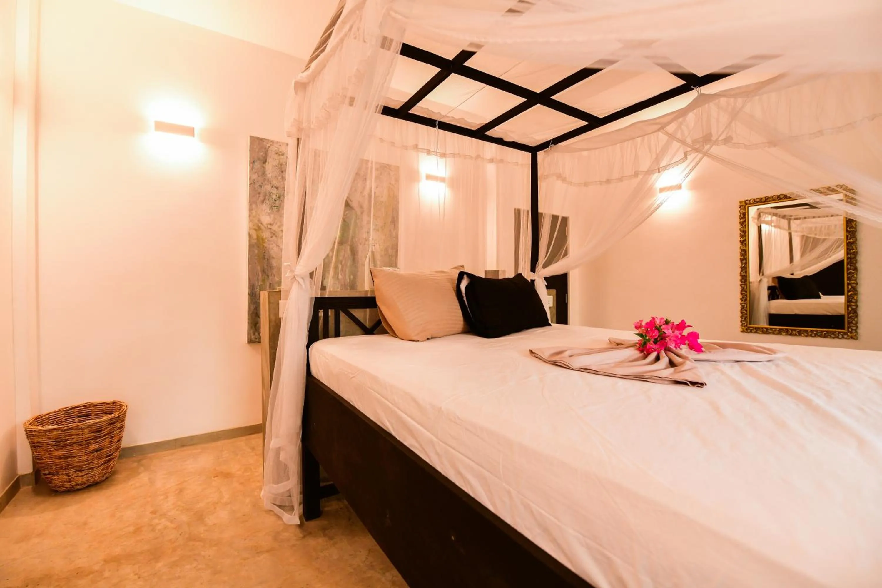 Bed in TROPICAL HOUSE - Jungleside Villa