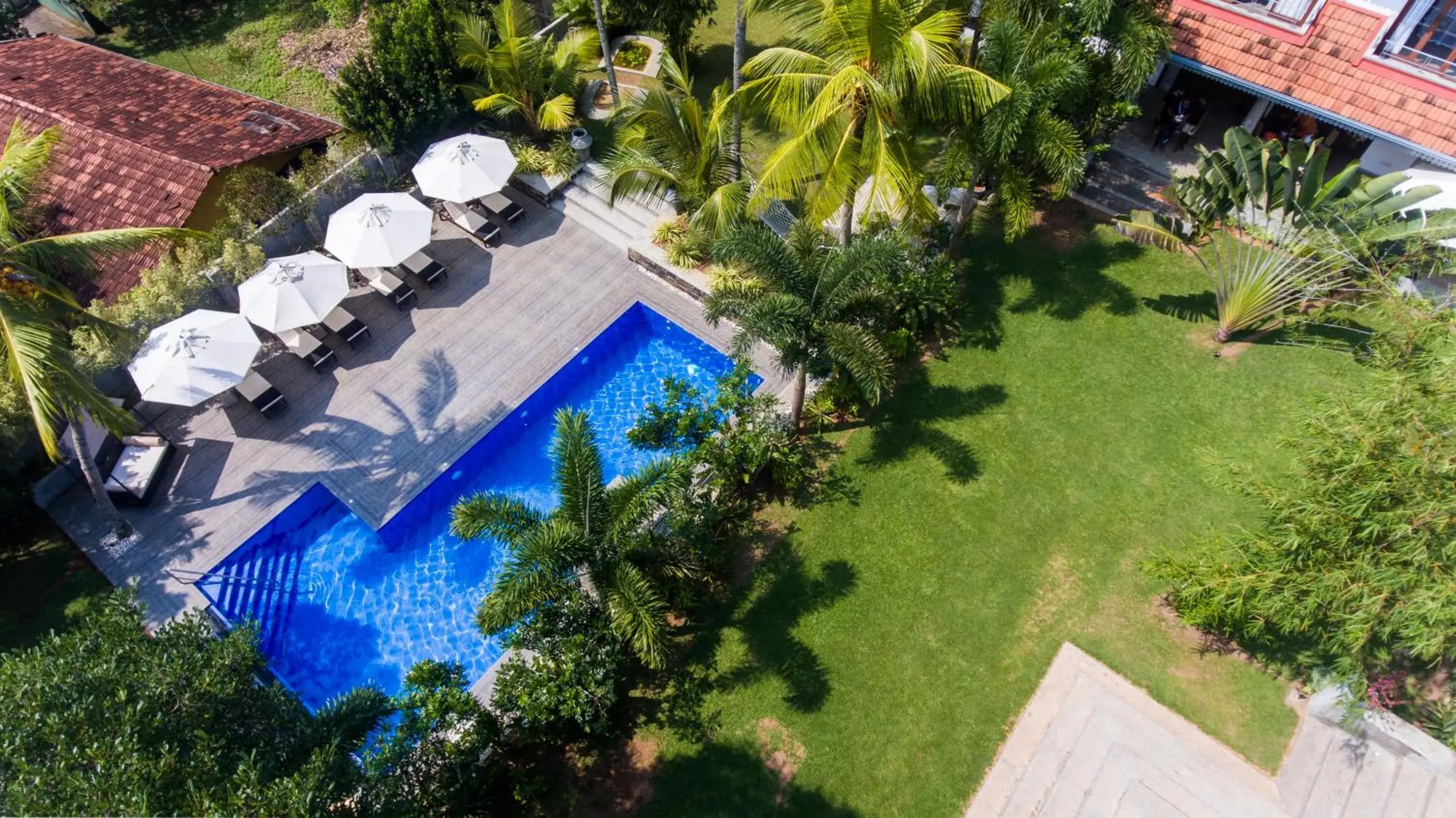 King Suite with Pool View - single occupancy in TROPICAL HOUSE - Jungleside Villa King Suite with Pool View - single occupancy in TROPICAL HOUSE - Jungleside Villa