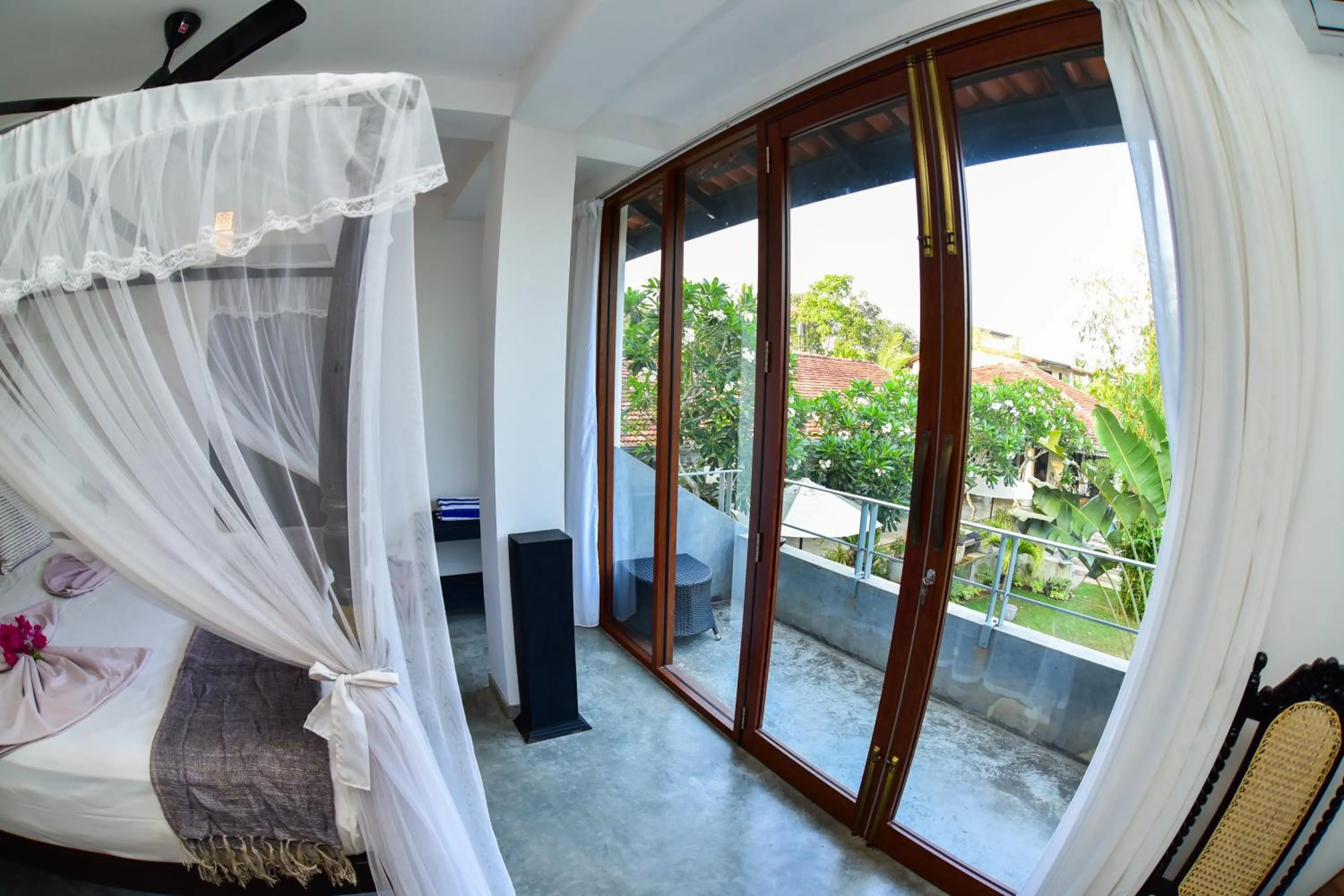 Bed in TROPICAL HOUSE - Jungleside Villa