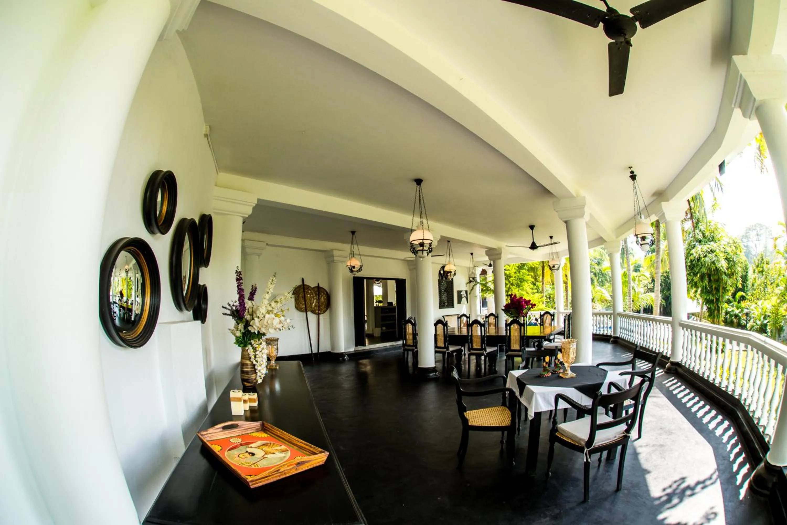 TROPICAL HOUSE - Jungleside Villa