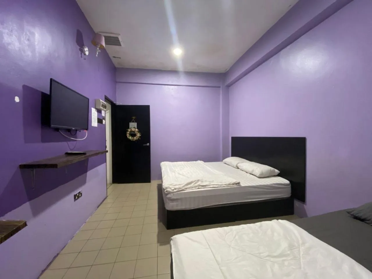 Toilet, Bed in Hotel station 24