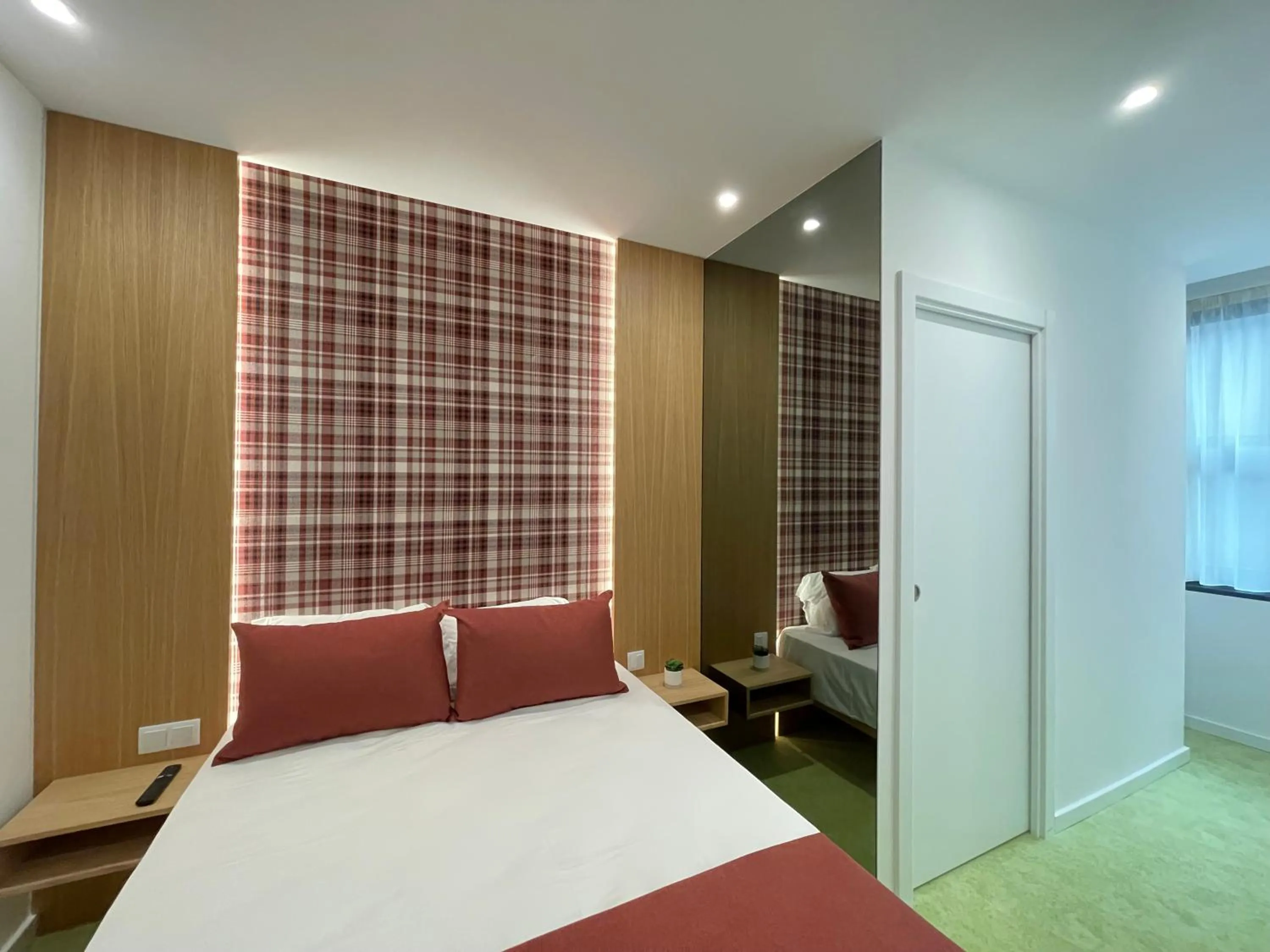 Bed in MyStay Porto São Bento