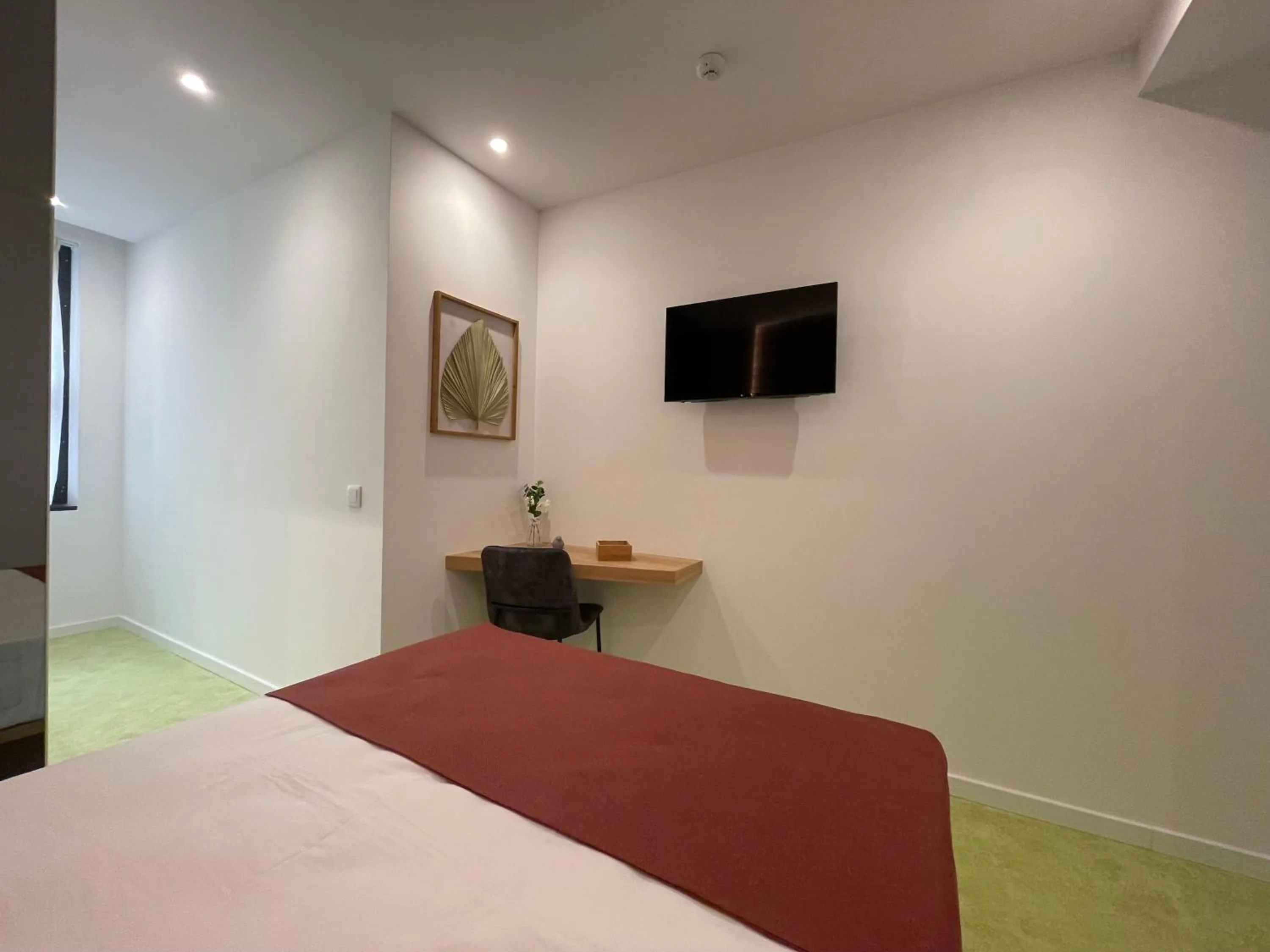 Bed in MyStay Porto São Bento