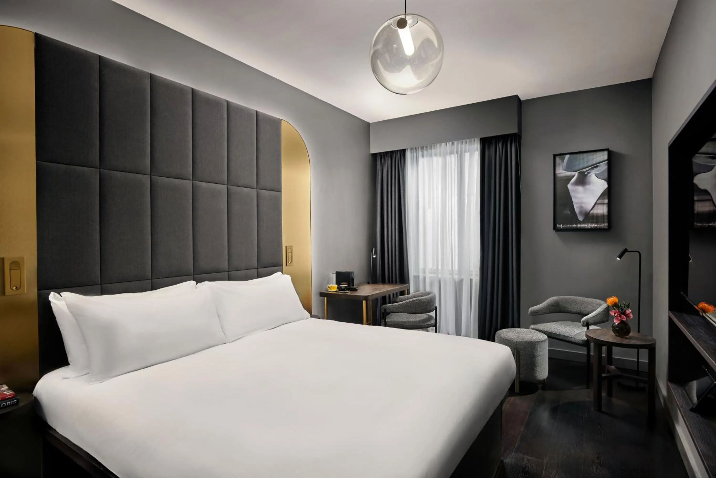 Photo of the whole room, Bed in Hotel AMANO Covent Garden