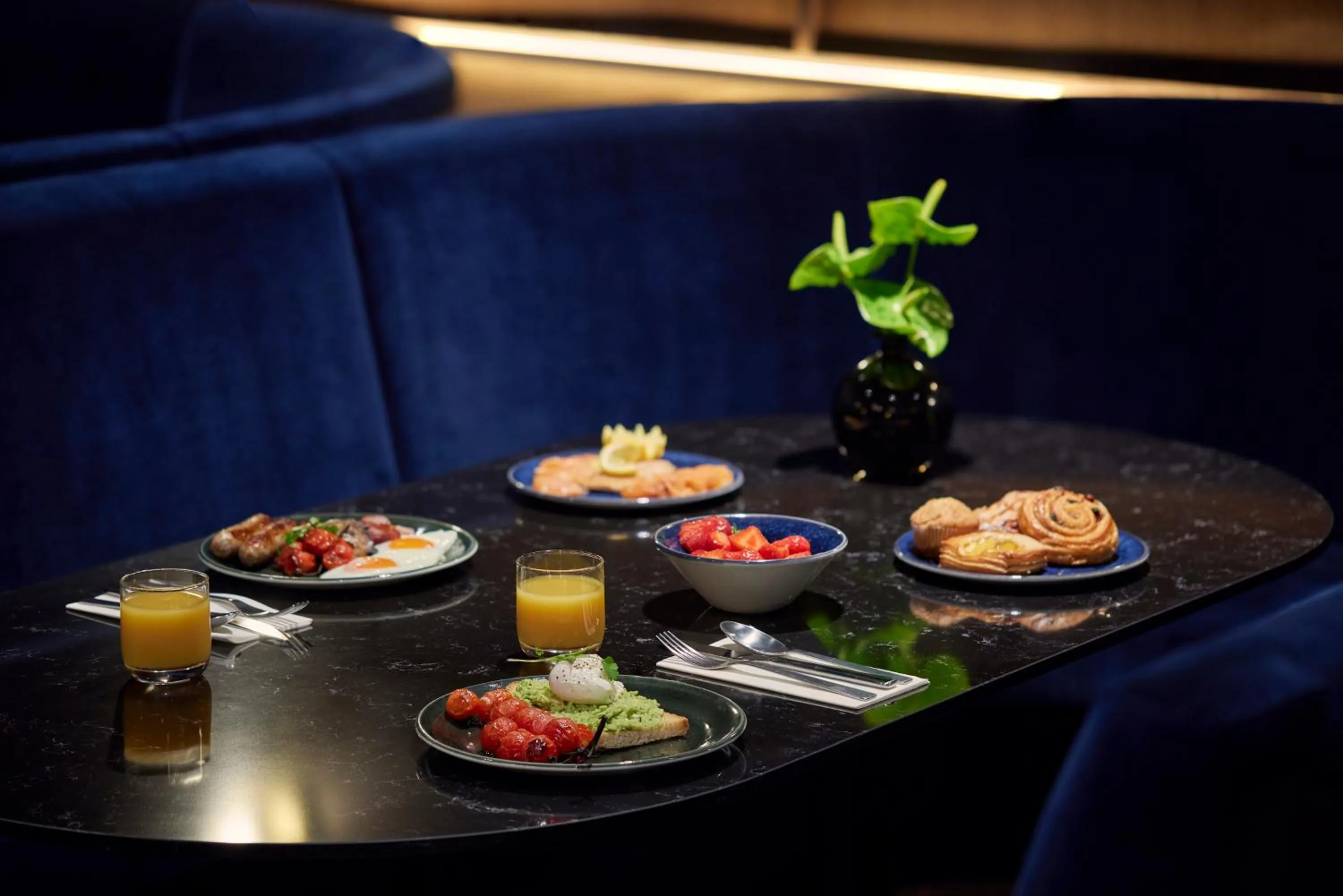 Breakfast in Hotel AMANO Covent Garden