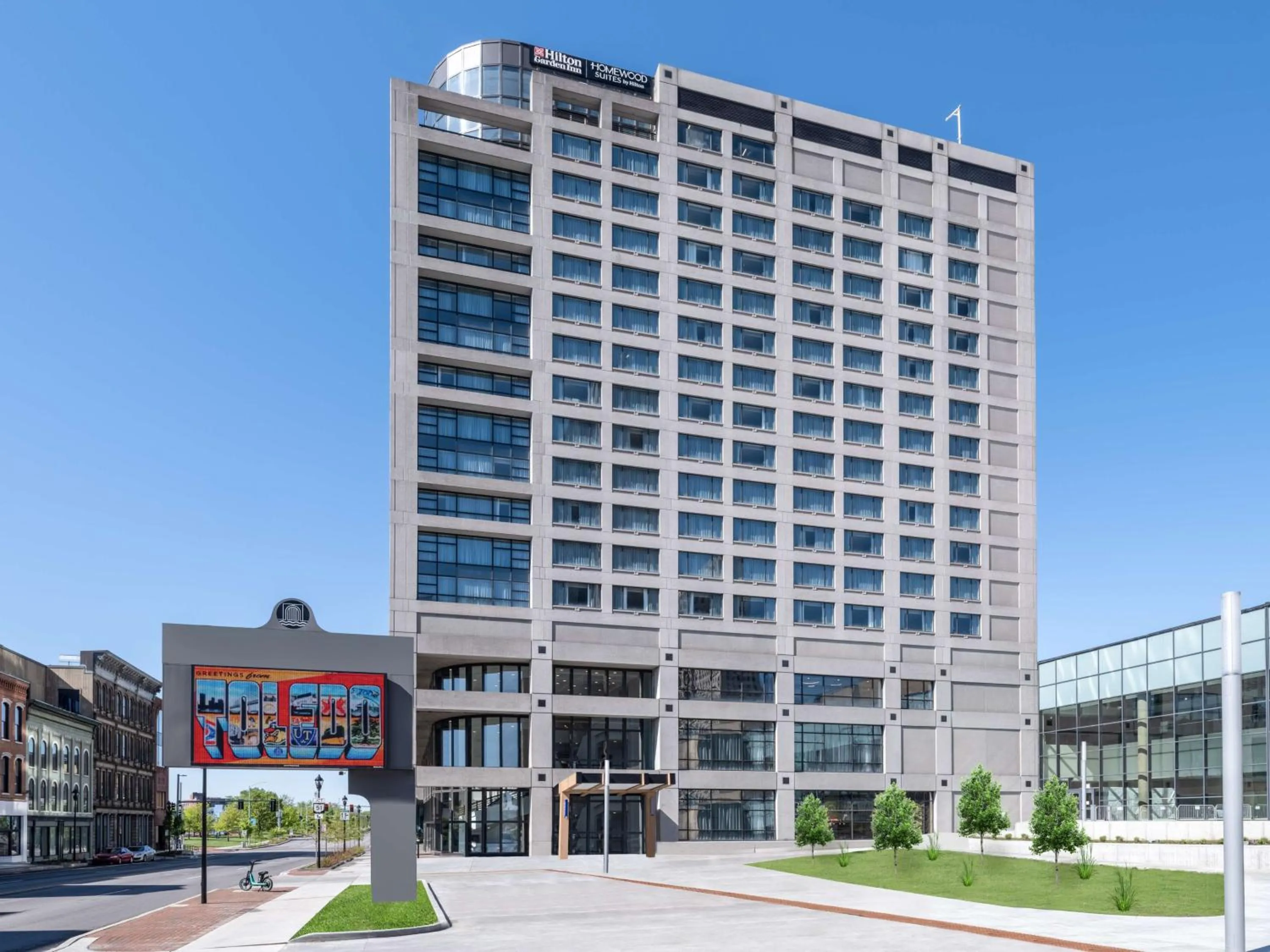 Property building in Homewood Suites By Hilton Toledo Downtown