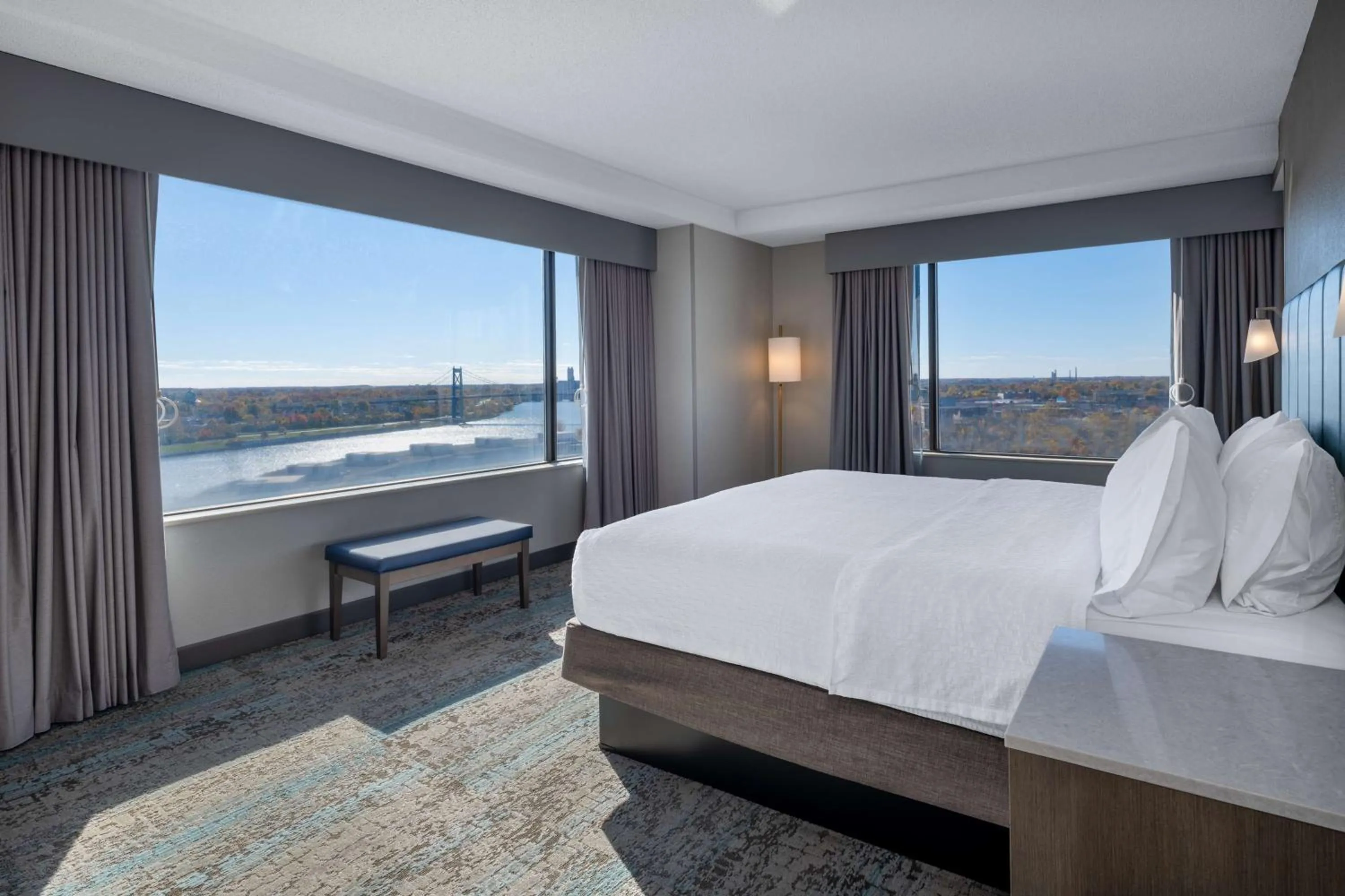 Bed in Homewood Suites By Hilton Toledo Downtown