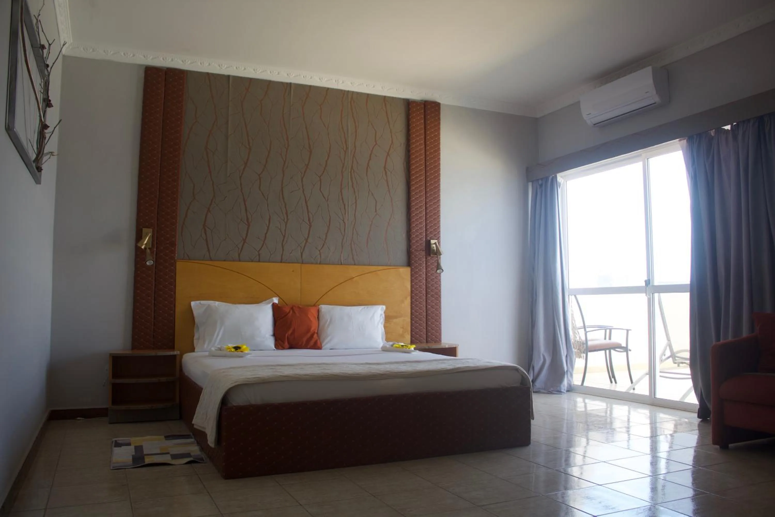 Falucho Paradise Beach