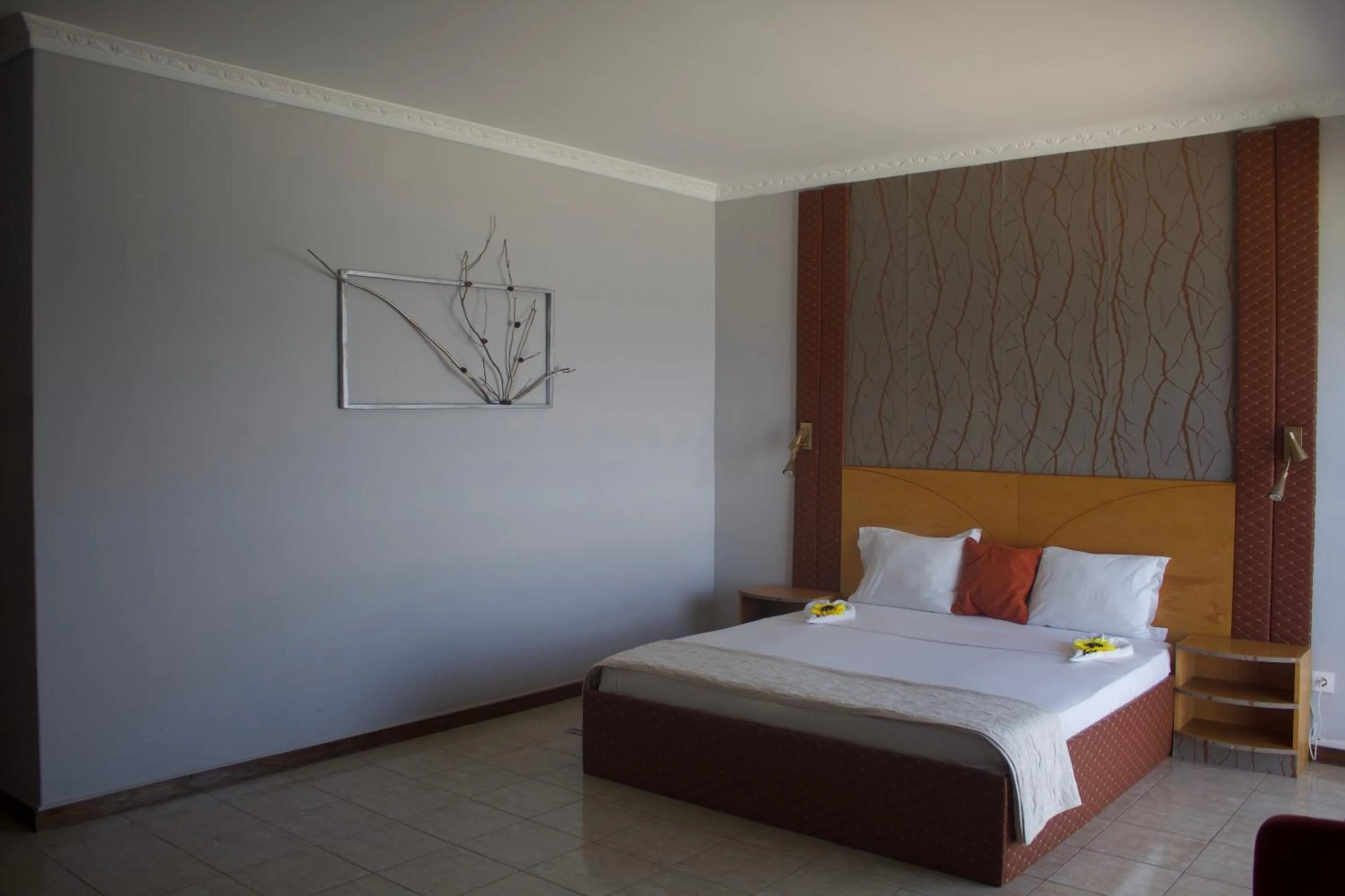 Falucho Paradise Beach