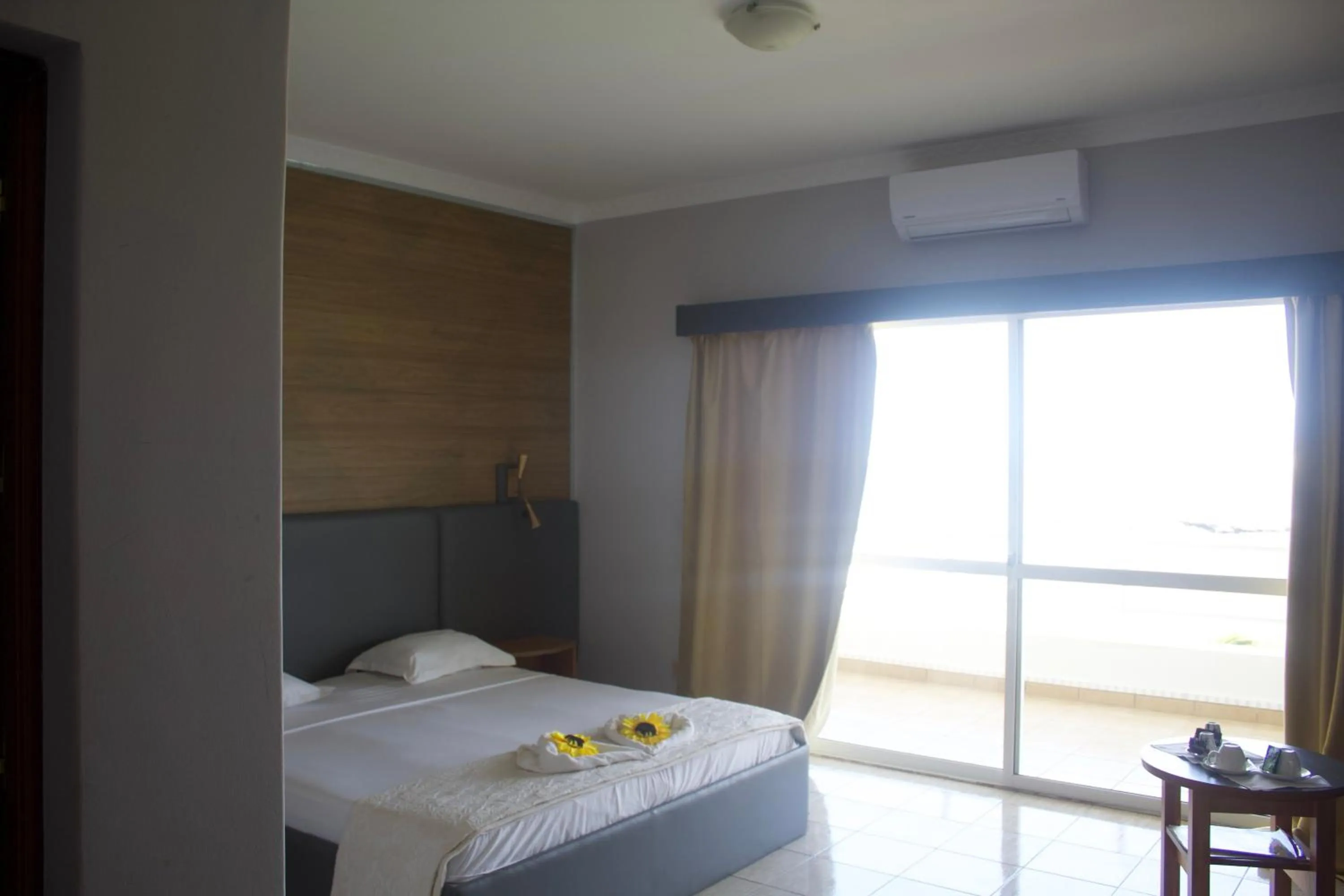 Falucho Paradise Beach