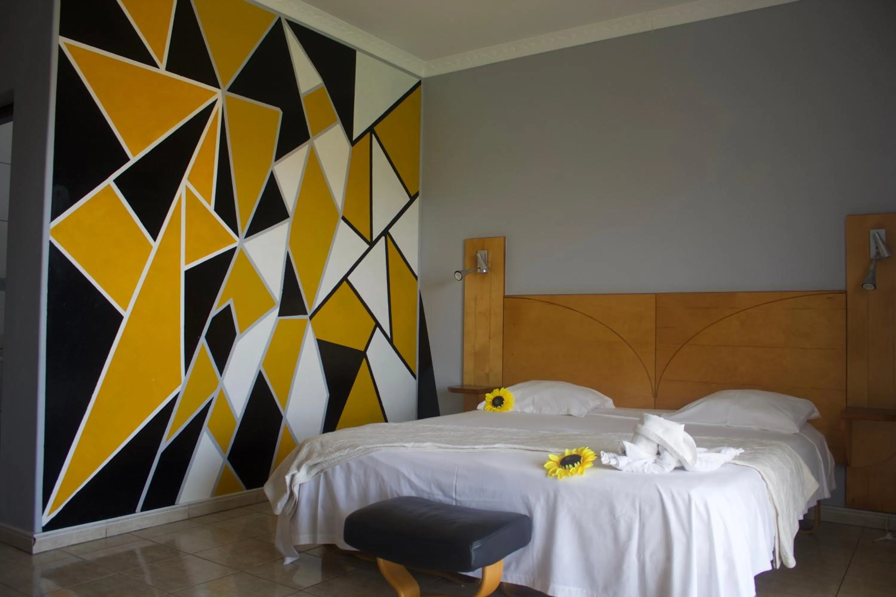 Falucho Paradise Beach