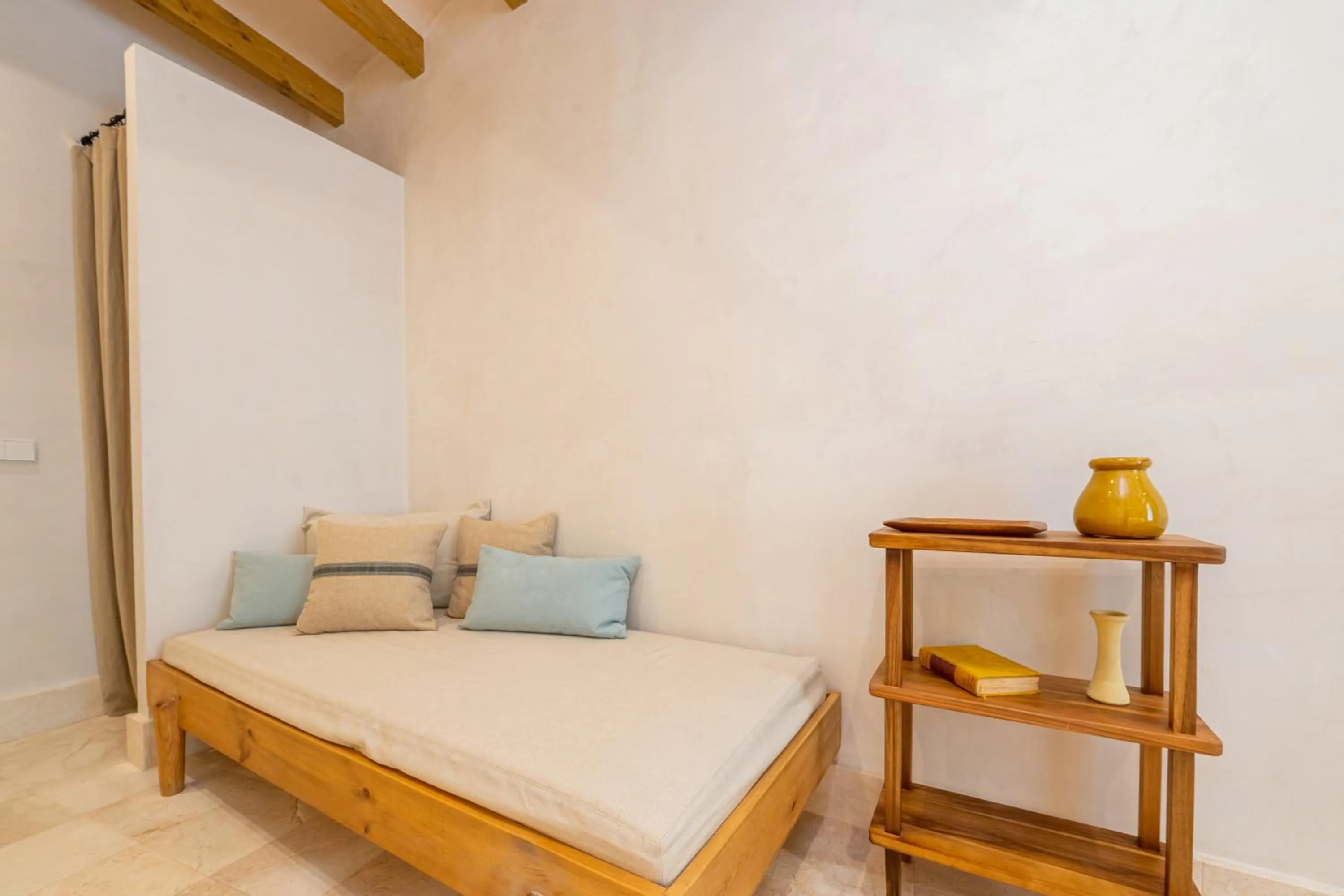 Bed in Casa Aura Hotel