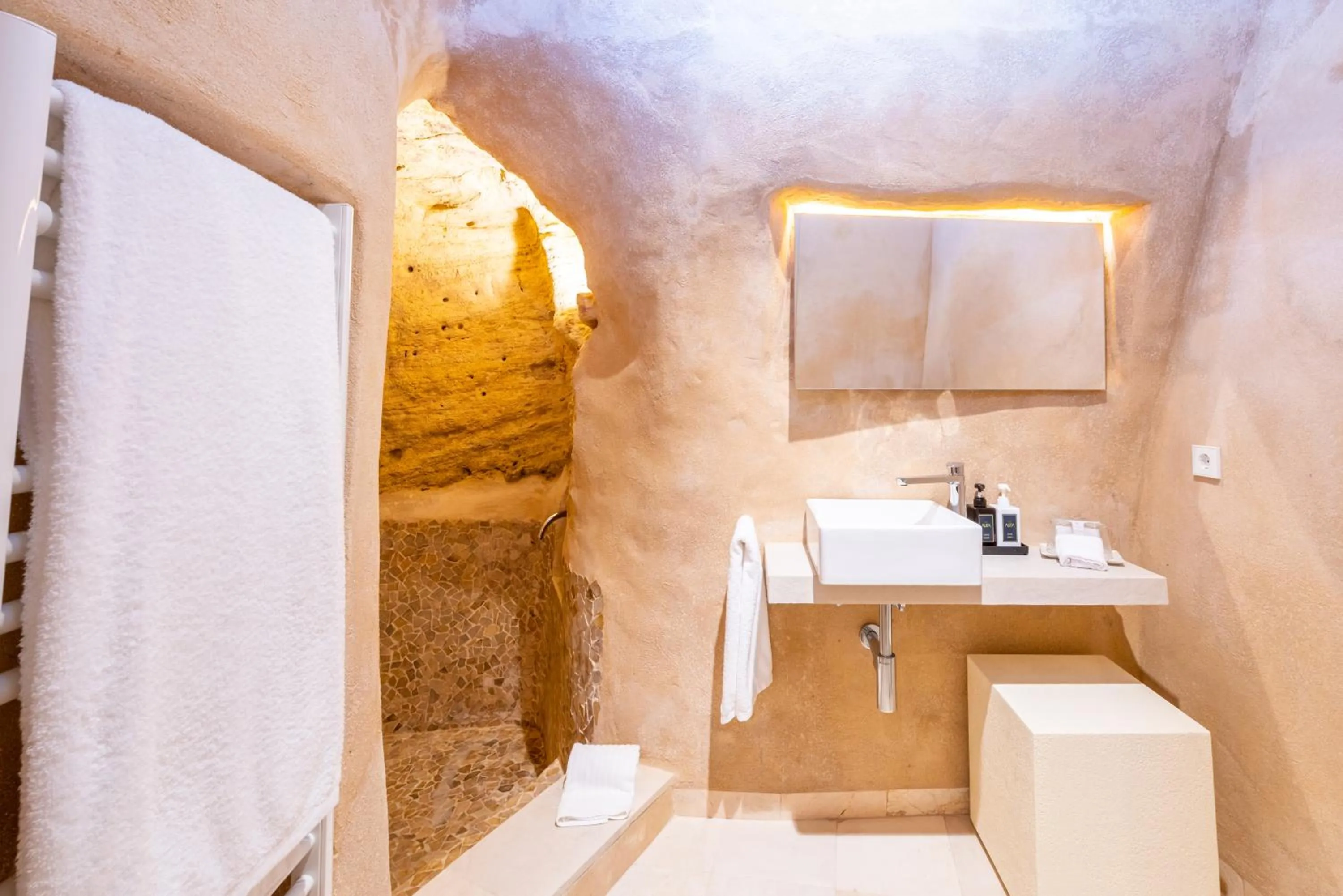 Bathroom in Casa Aura Hotel