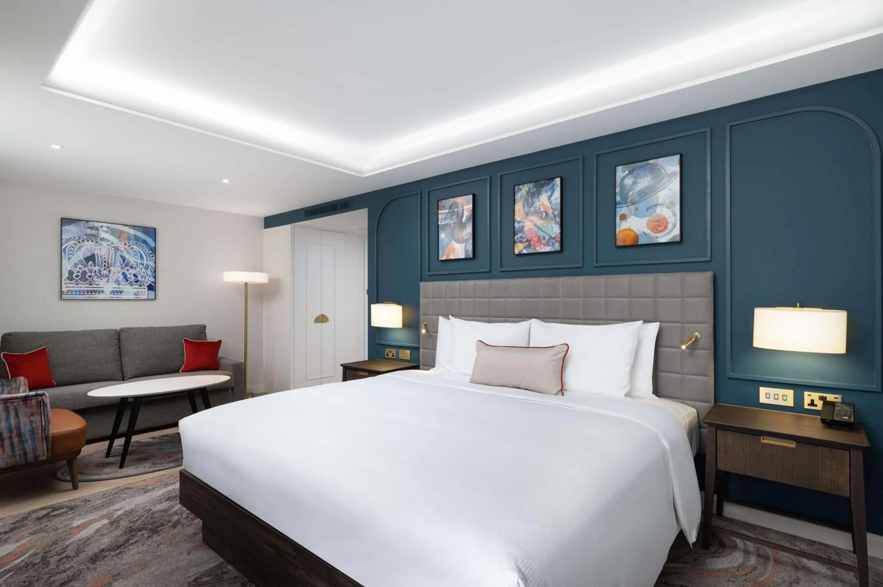 Living room, Bed in Lost Property St Pauls London, Curio Collection By Hilton