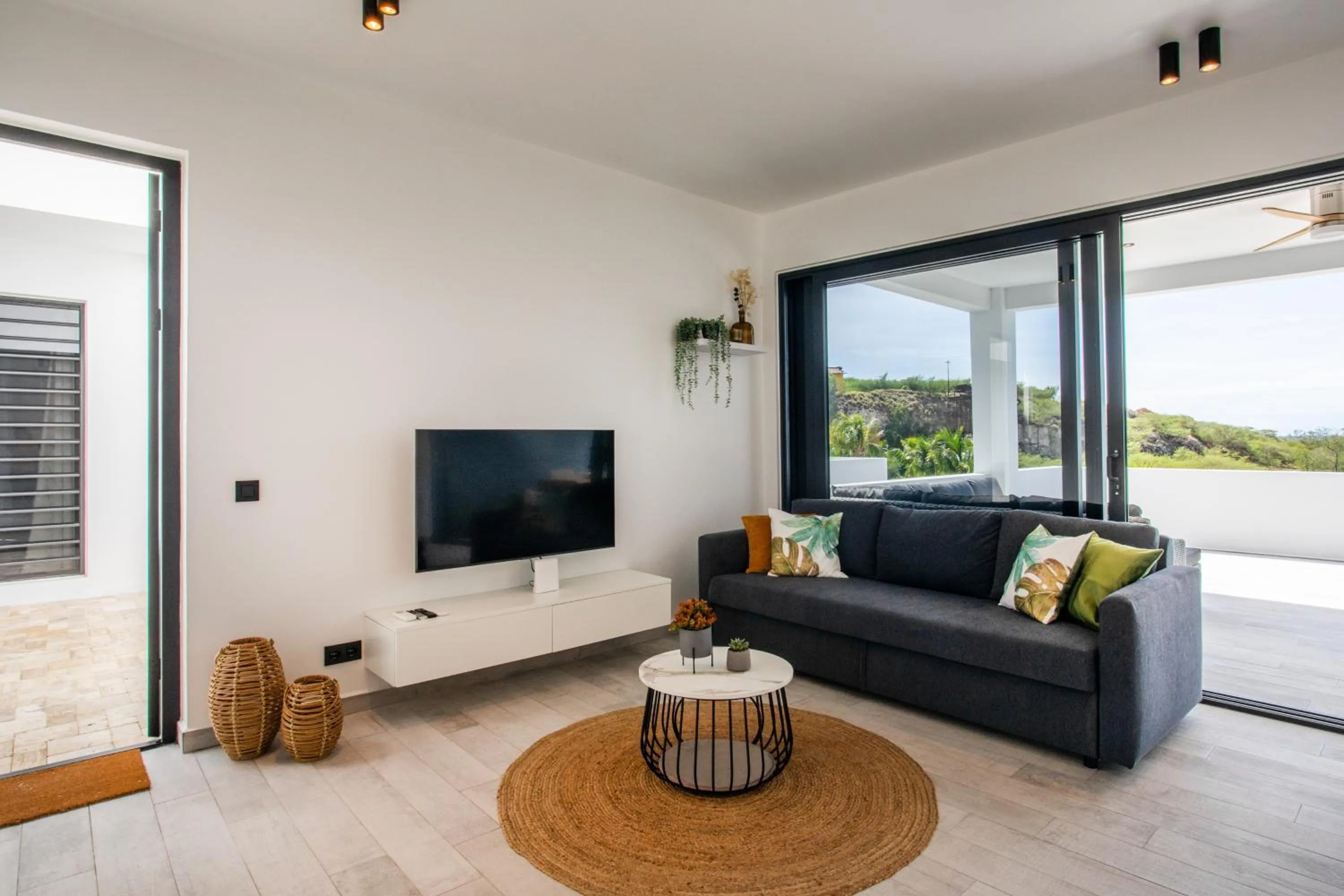 TV and multimedia in Blue Bay - The Reef