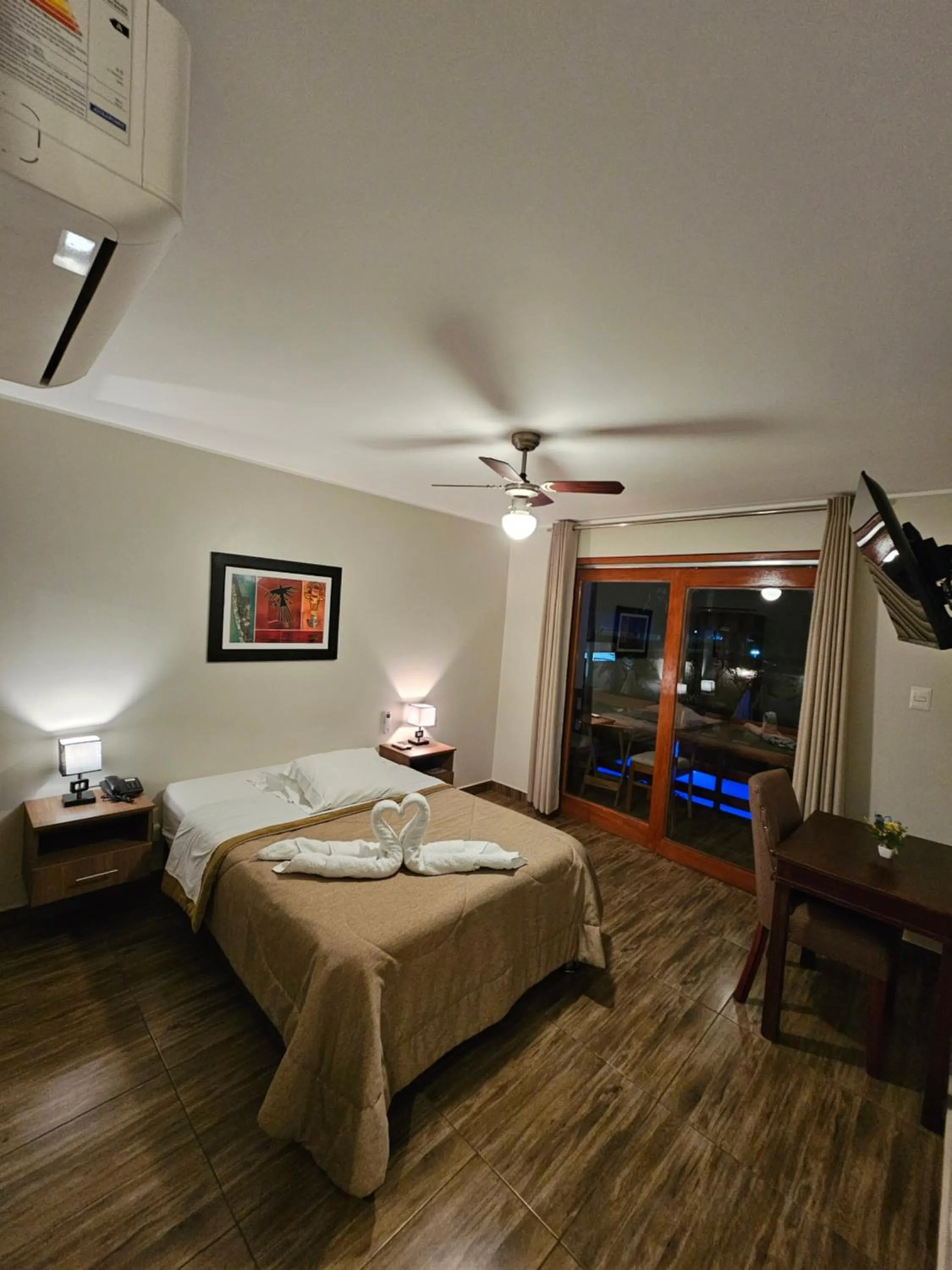 Bed in Hotel La Colina