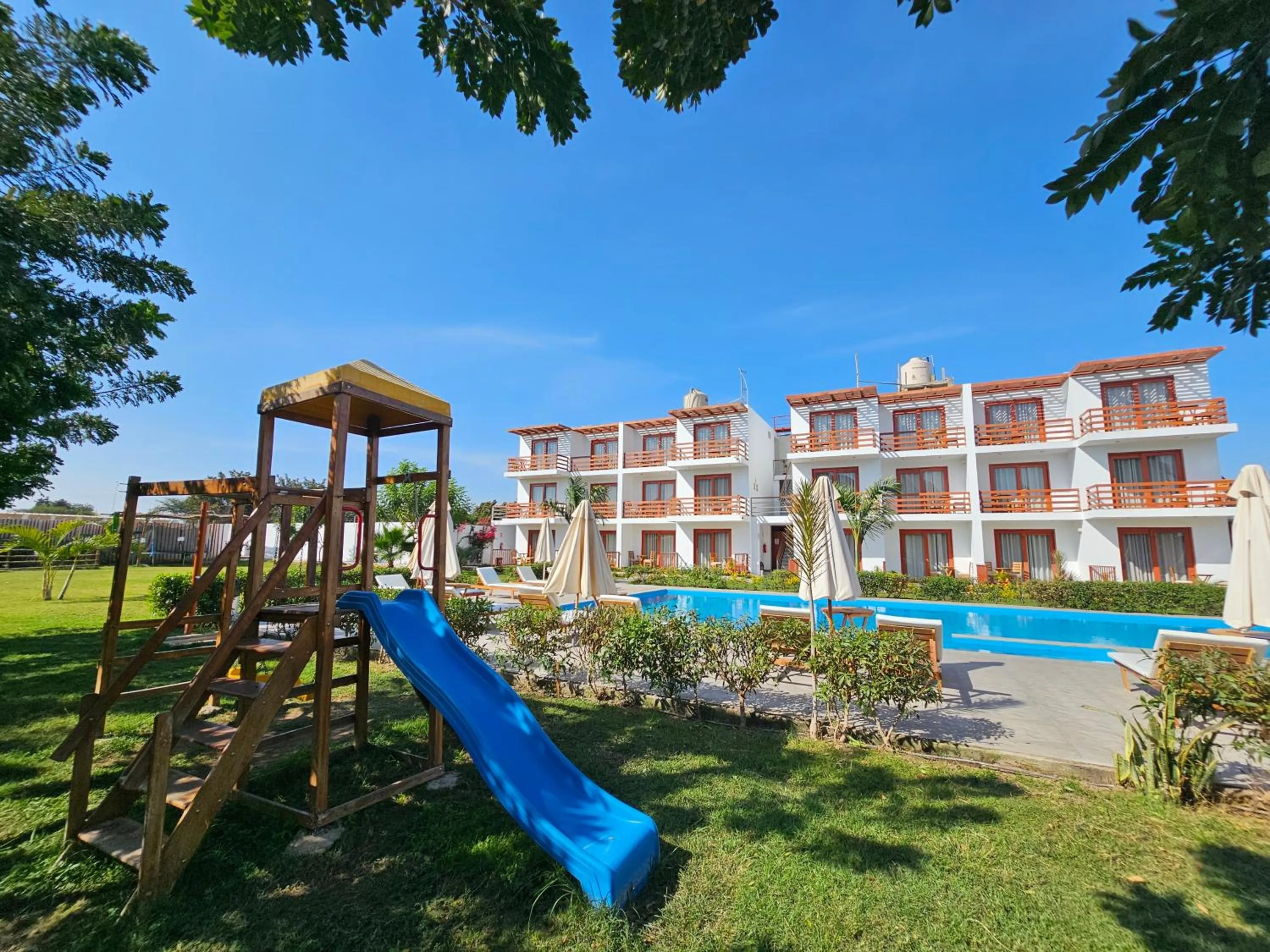 Property building in Hotel La Colina