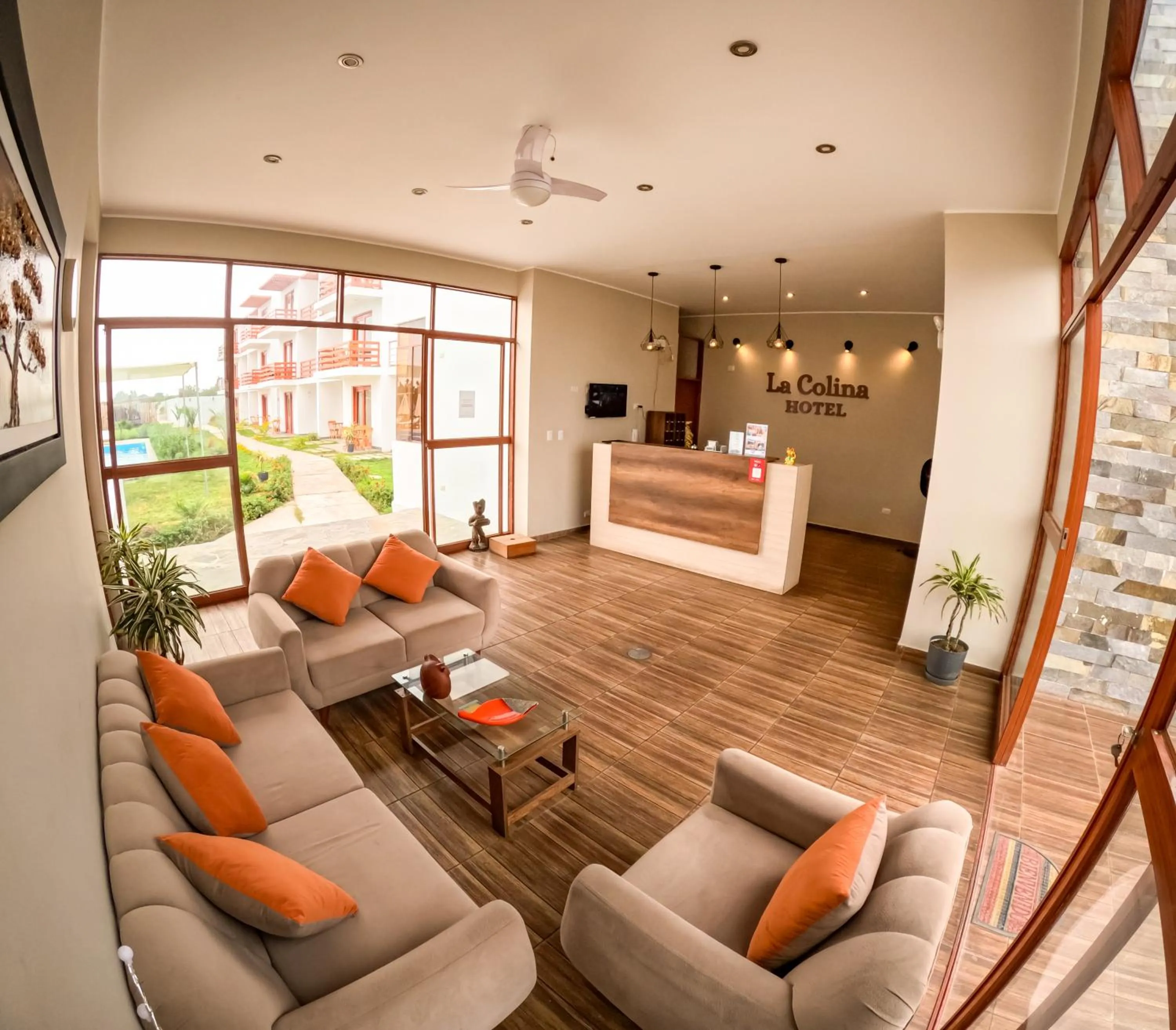 Living room in Hotel La Colina