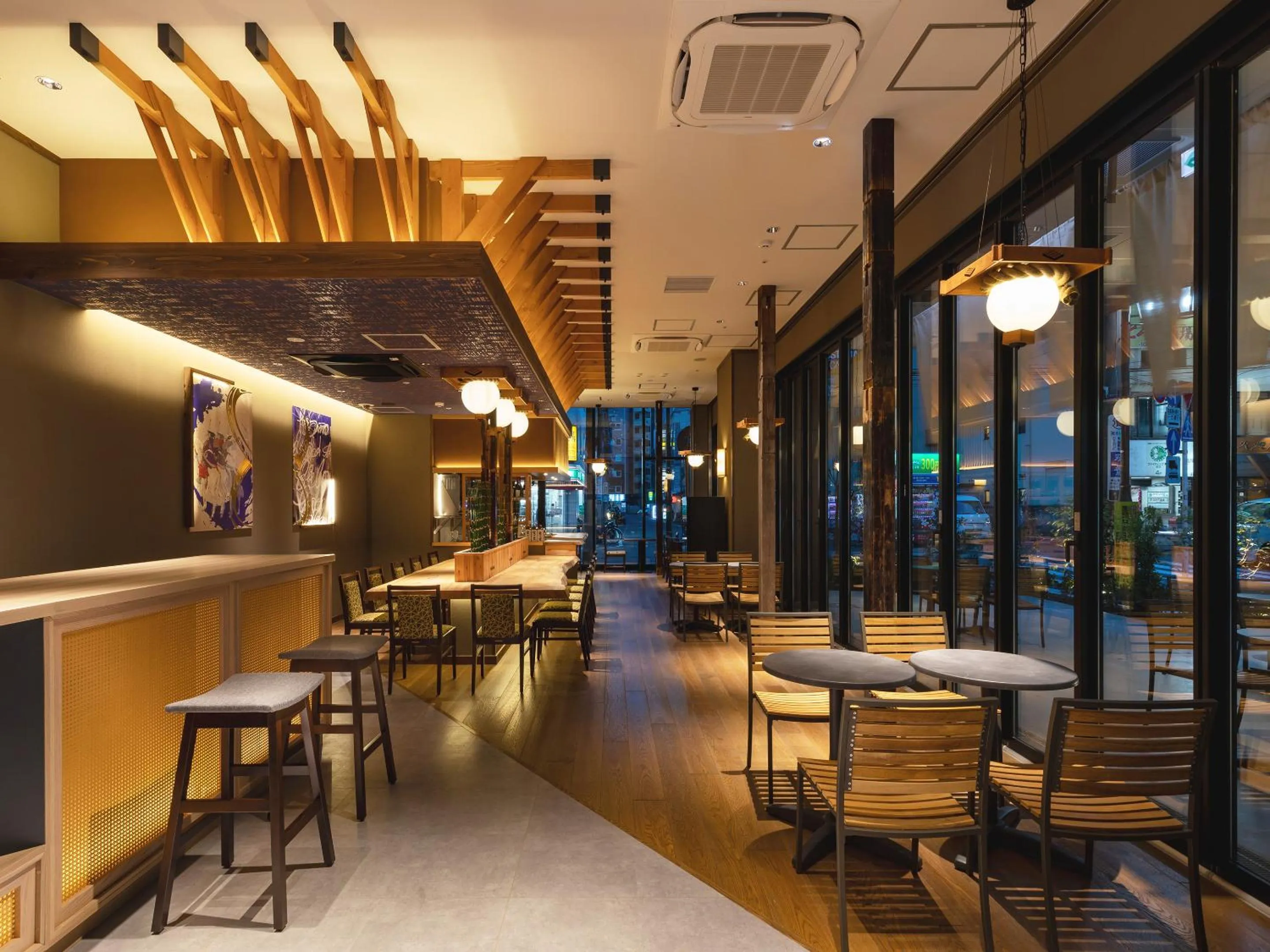 Restaurant/places to eat in Akabane Holic Hotel