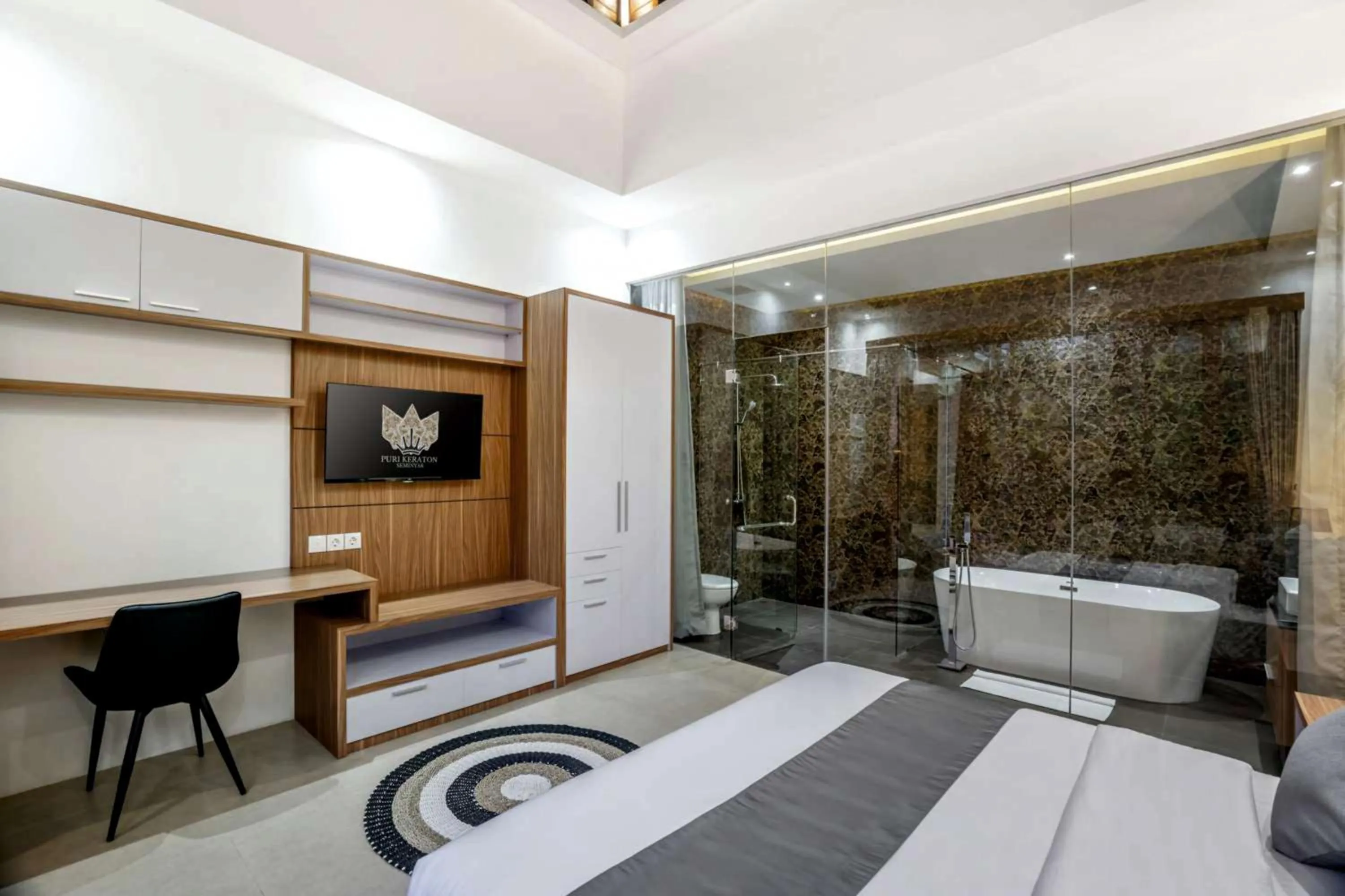 Shower in Puri Keraton Seminyak