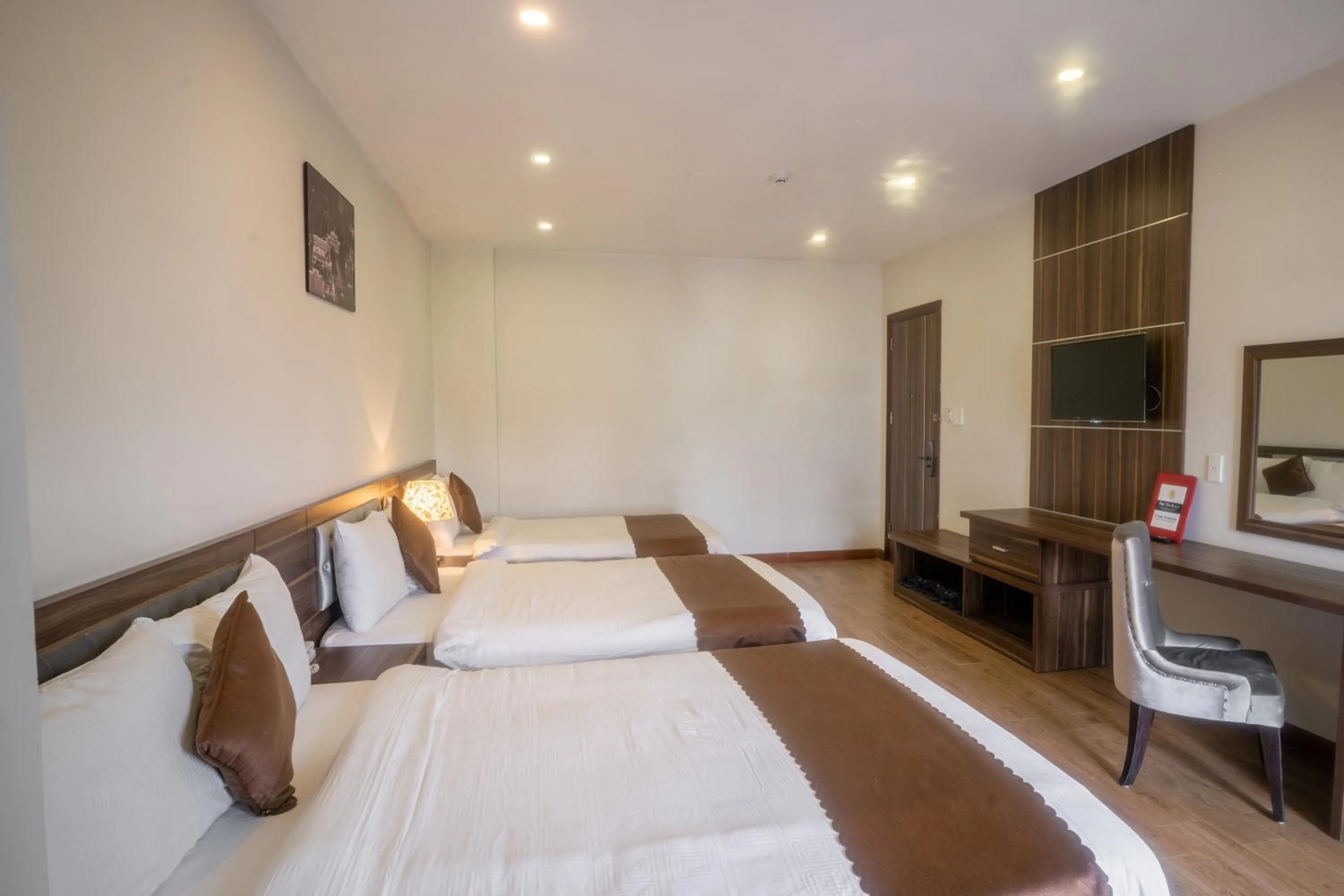 Bed in Mai Khanh Hotel