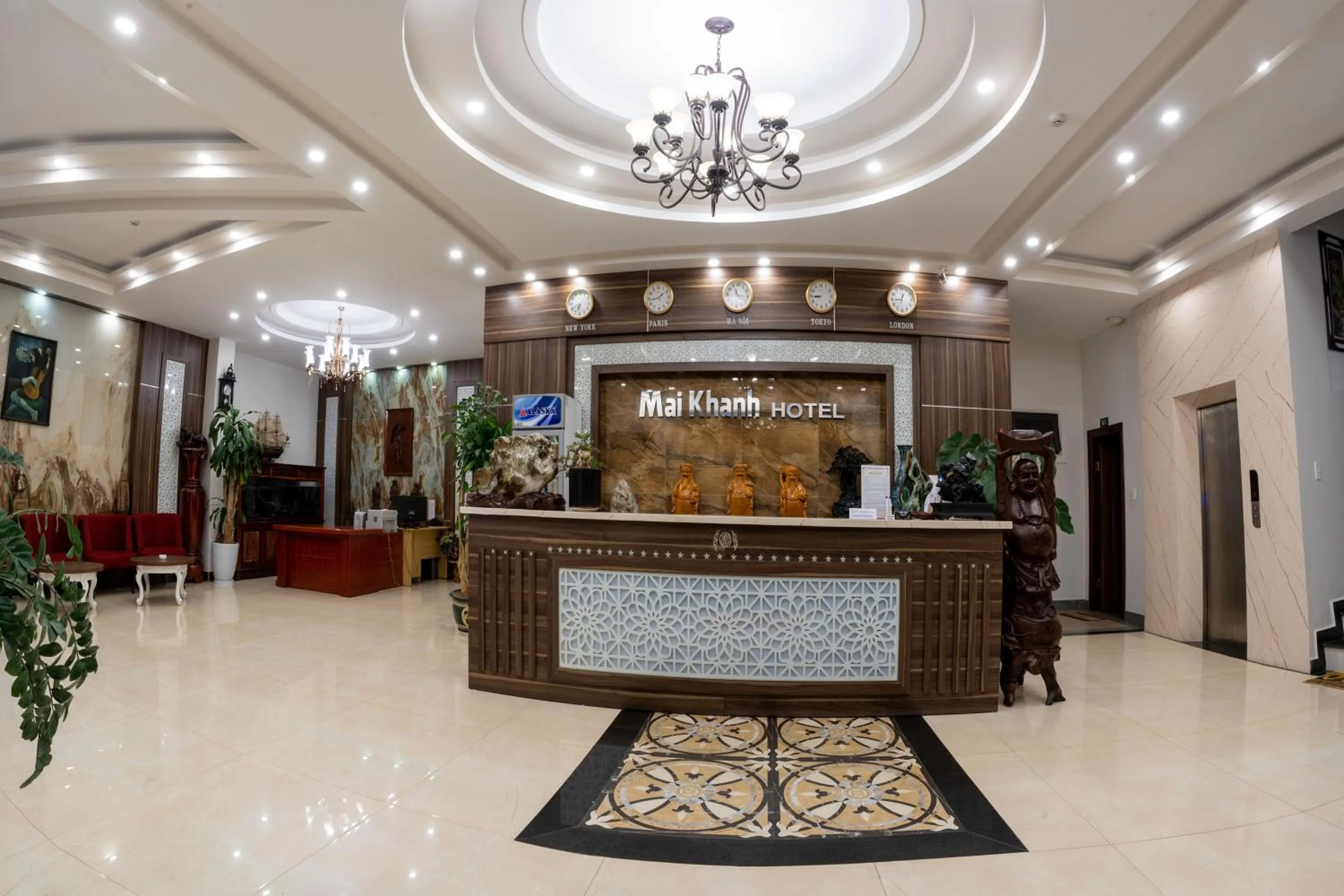 Lobby or reception in Mai Khanh Hotel