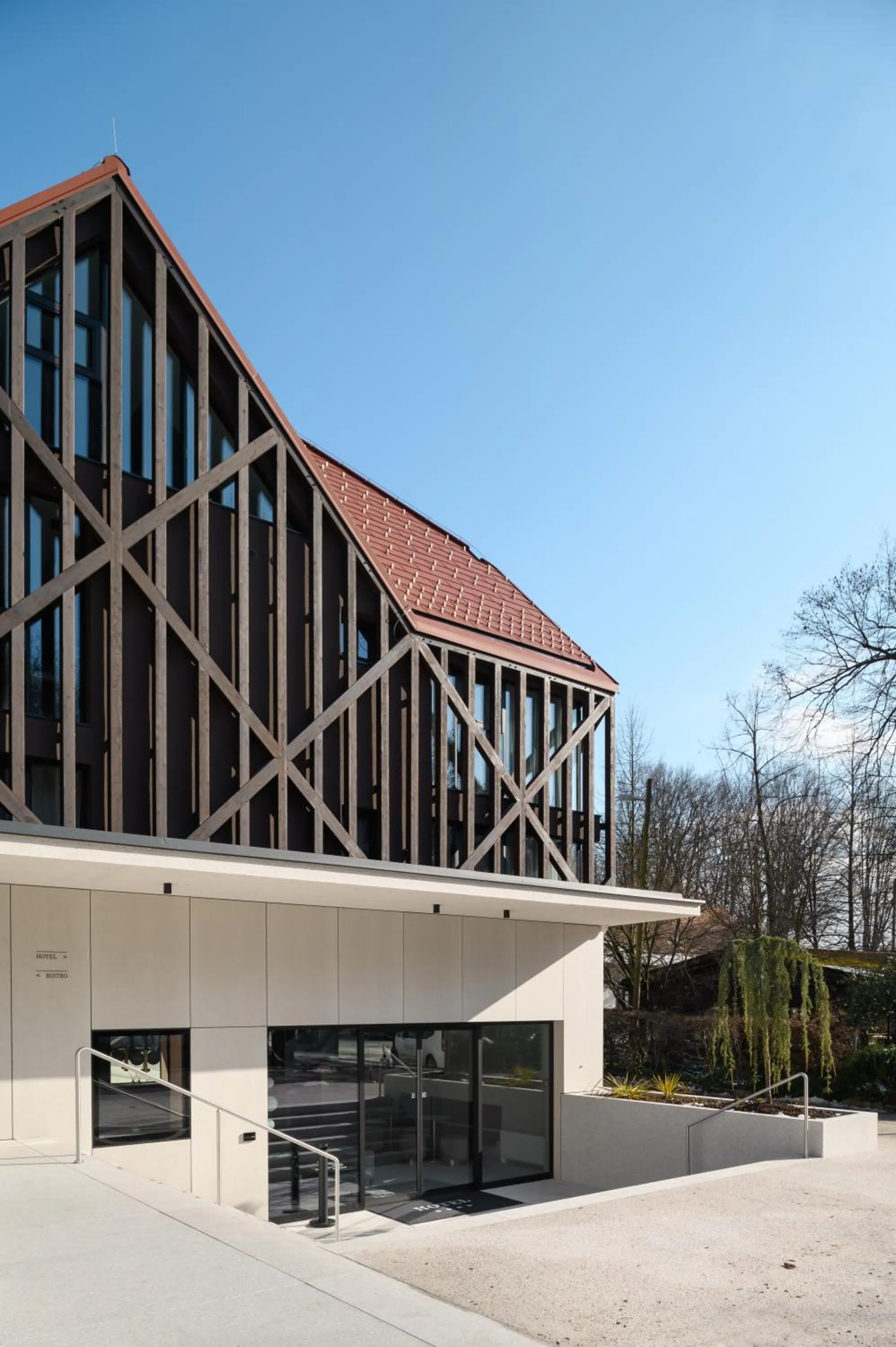 Property building in Hotel Čad