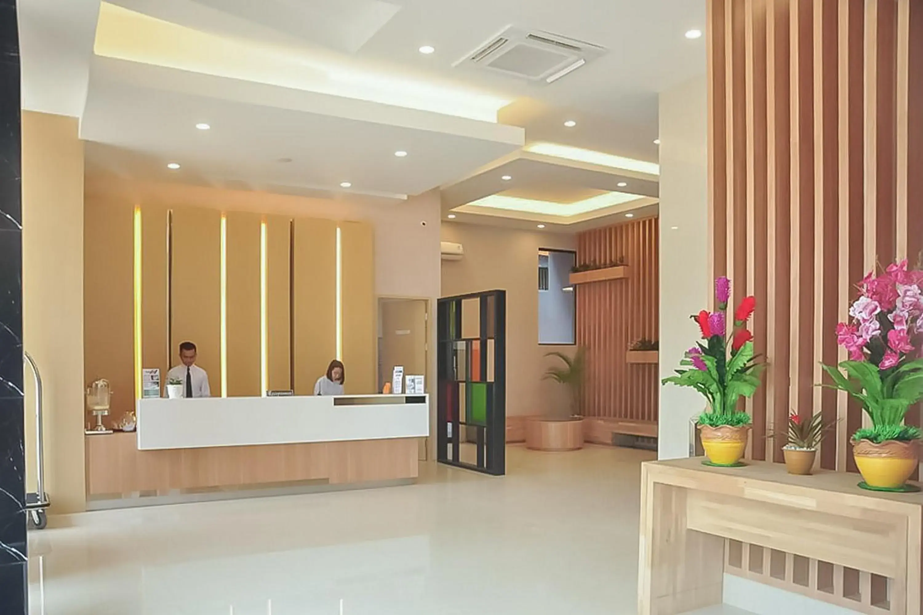 Hotel Mutiara Padang Sidimpuan Mitra RedDoorz Hotel Mutiara Padang Sidimpuan Mitra RedDoorz