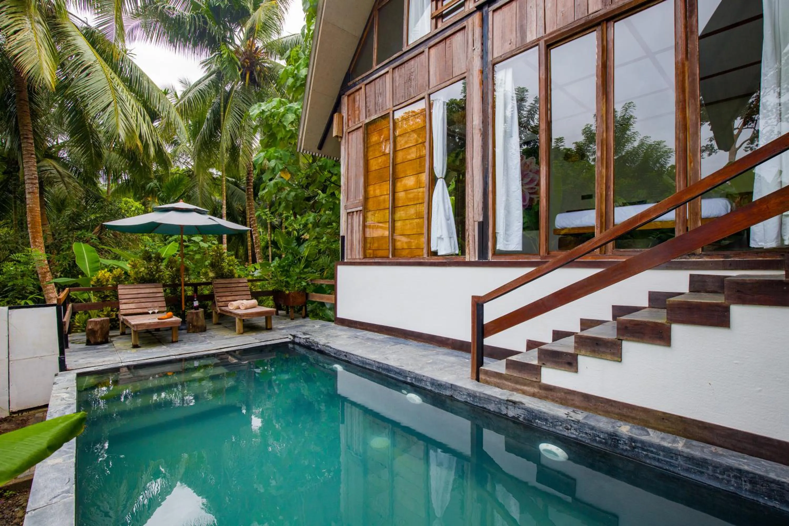 Swimming pool in Satya Boutique Resort & Spa